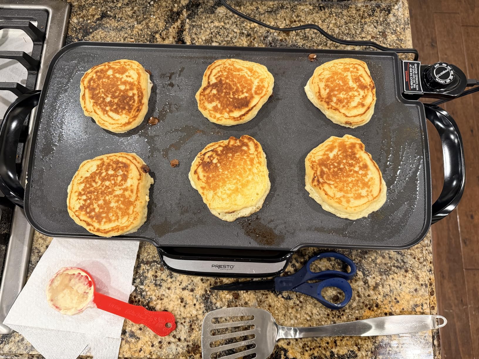 Presto 07061 22-Inch Electric Ceramic Griddle customer photo 1