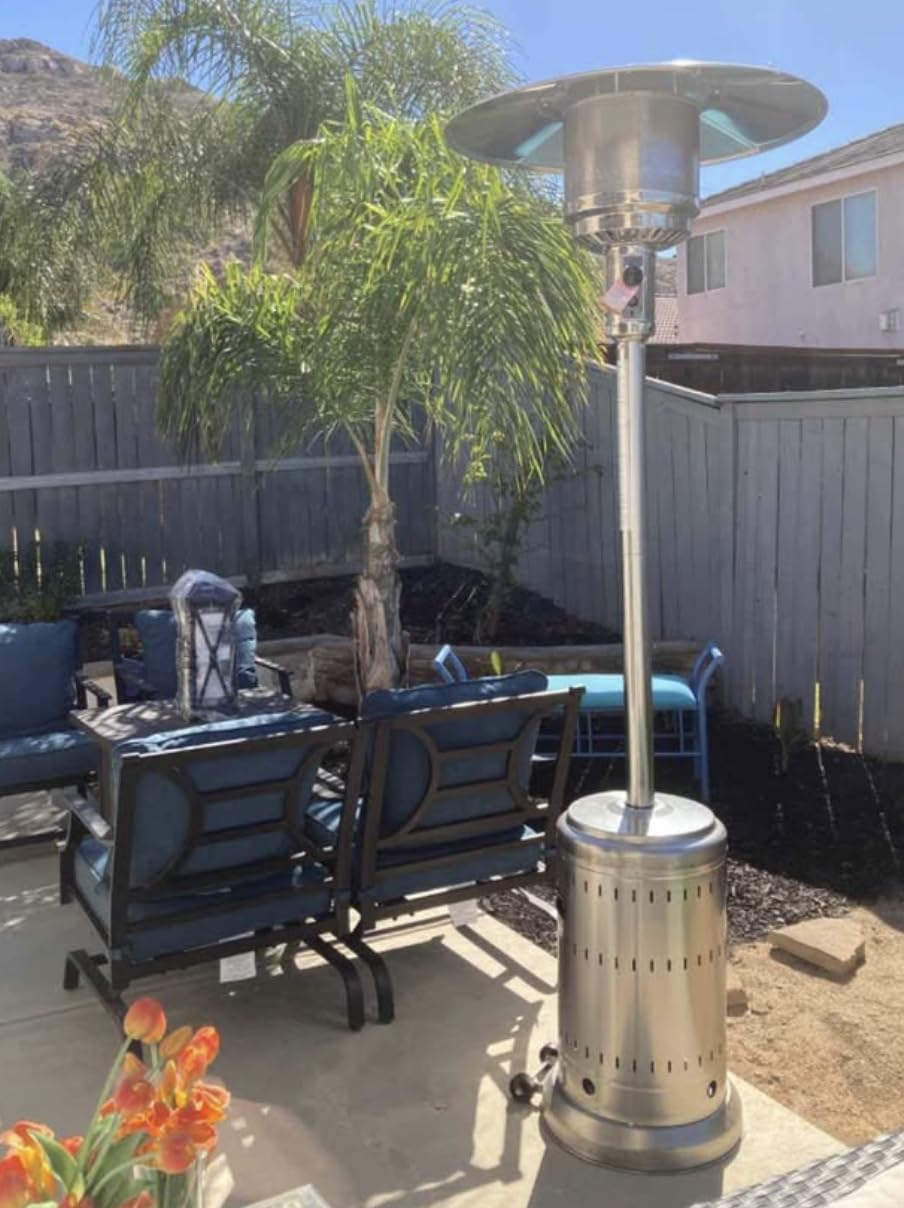 Amazon Basics 46,000 BTU Portable Outdoor Propane Patio Heater with Wheels customer photo 2