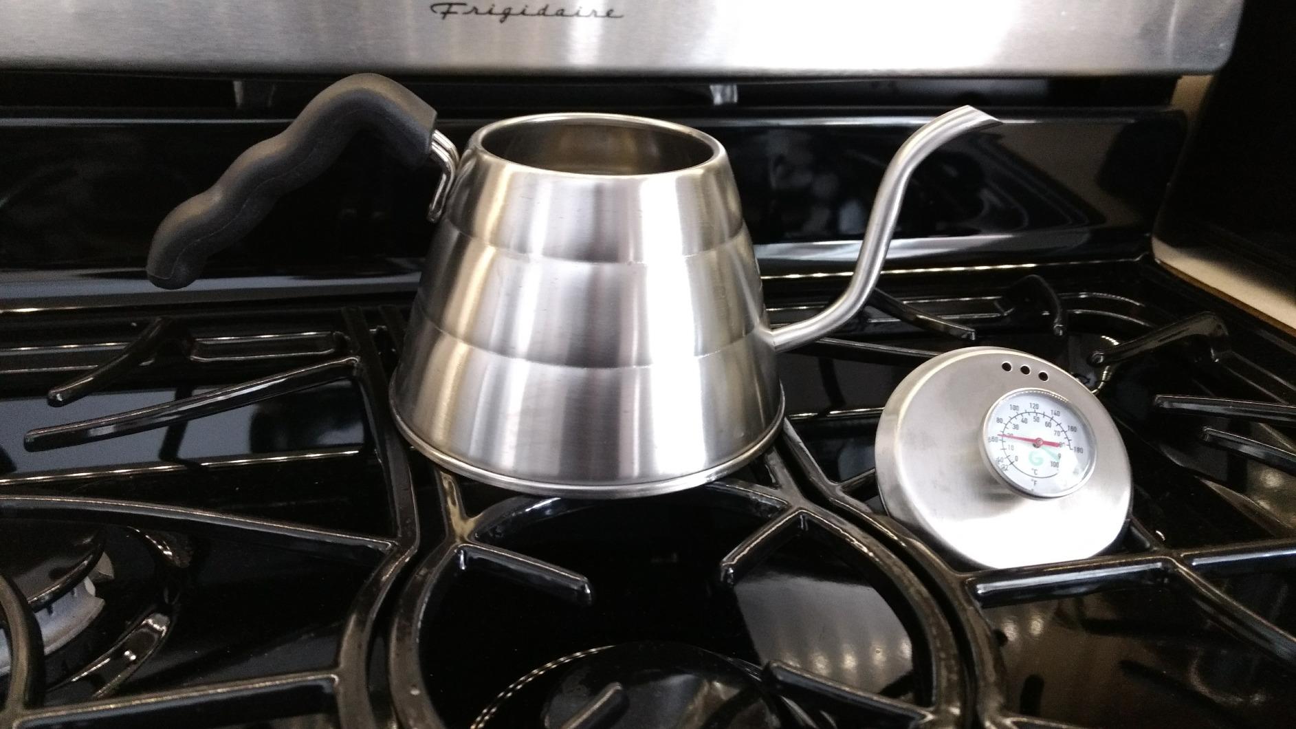 Coffee Gator Gooseneck Kettle with Thermometer - 34oz customer photo 1