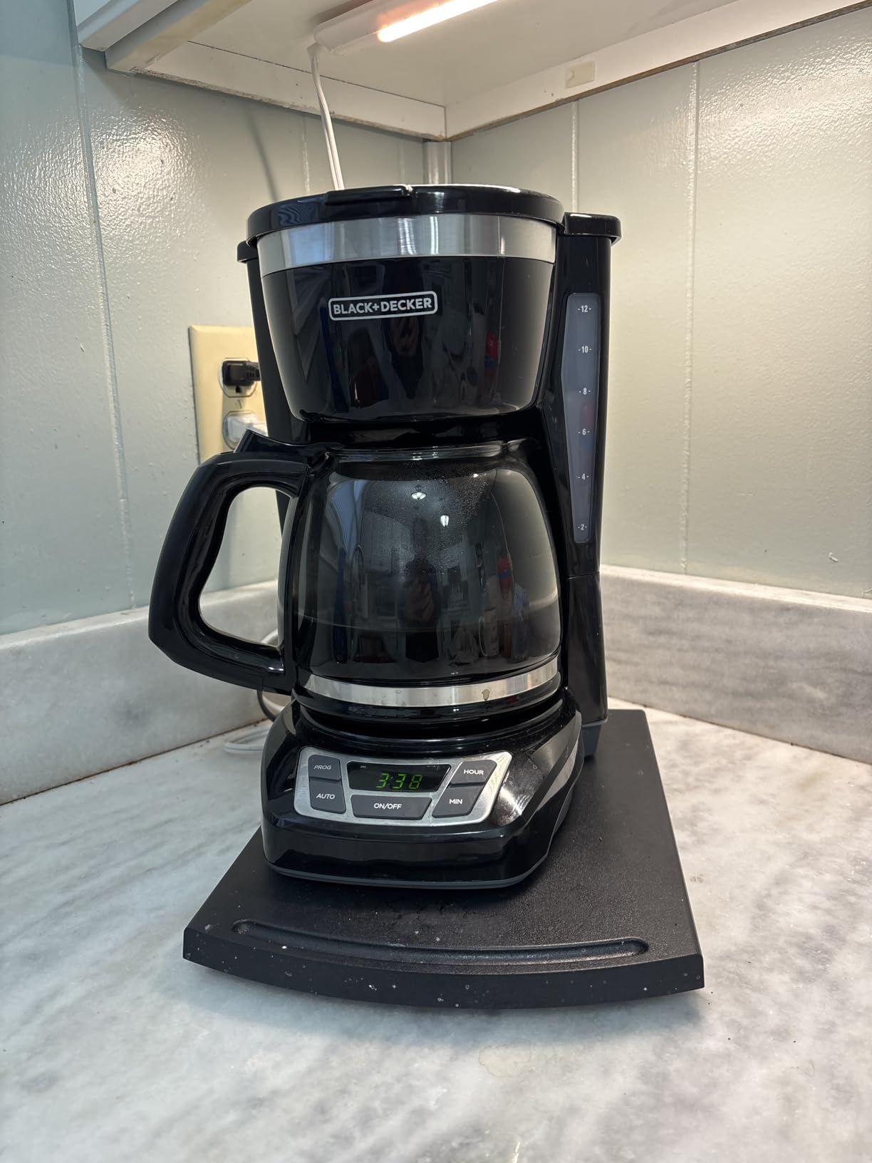 BLACK+DECKER 12-Cup Drip Coffee Maker with Vortex Brewing customer photo 1