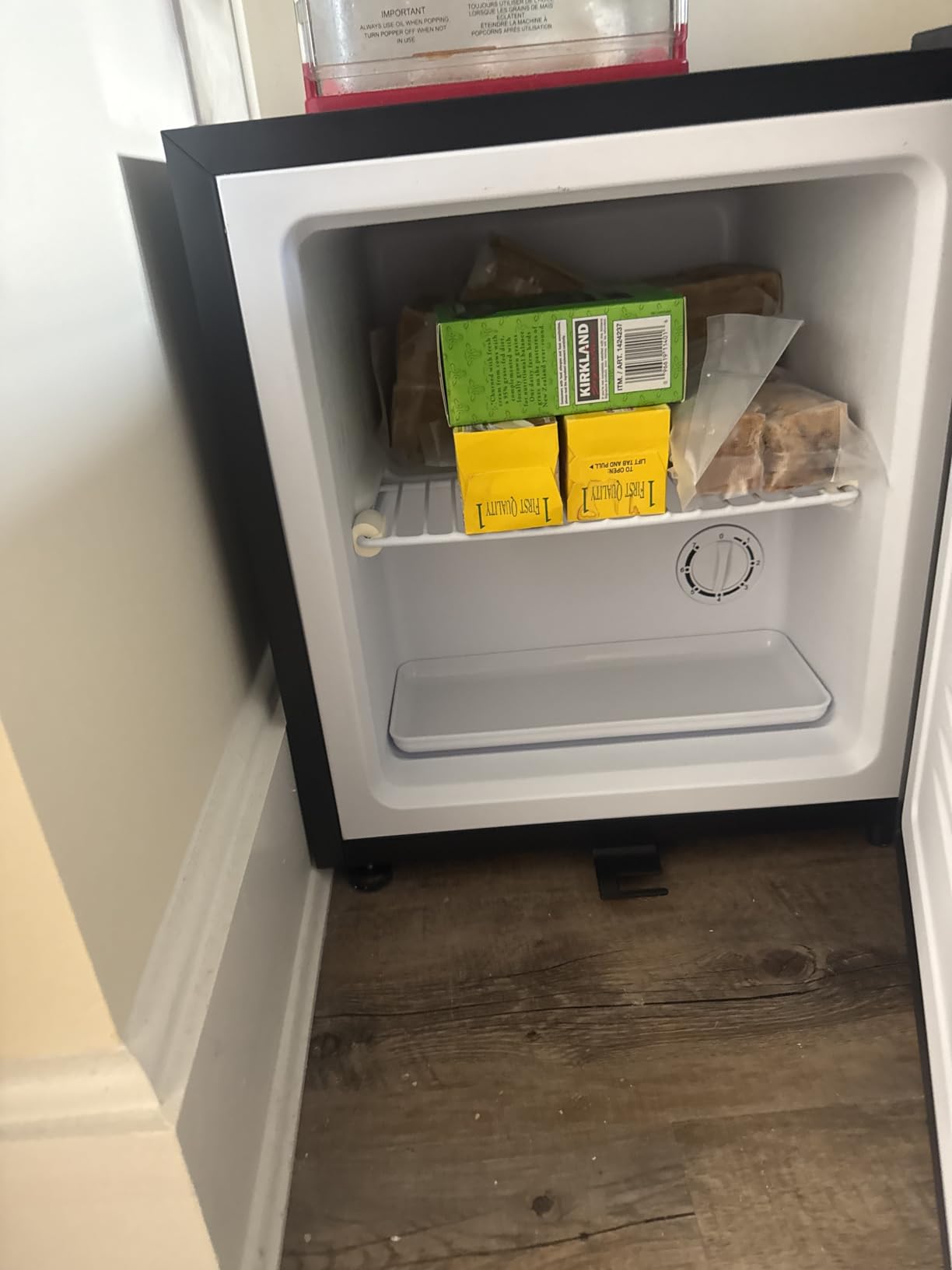 Whynter CUF-112SS Mini, Energy Star Rated Small Upright Freezer with Lock, Stainless Steel -1.1 Cubic Feet customer photo 1