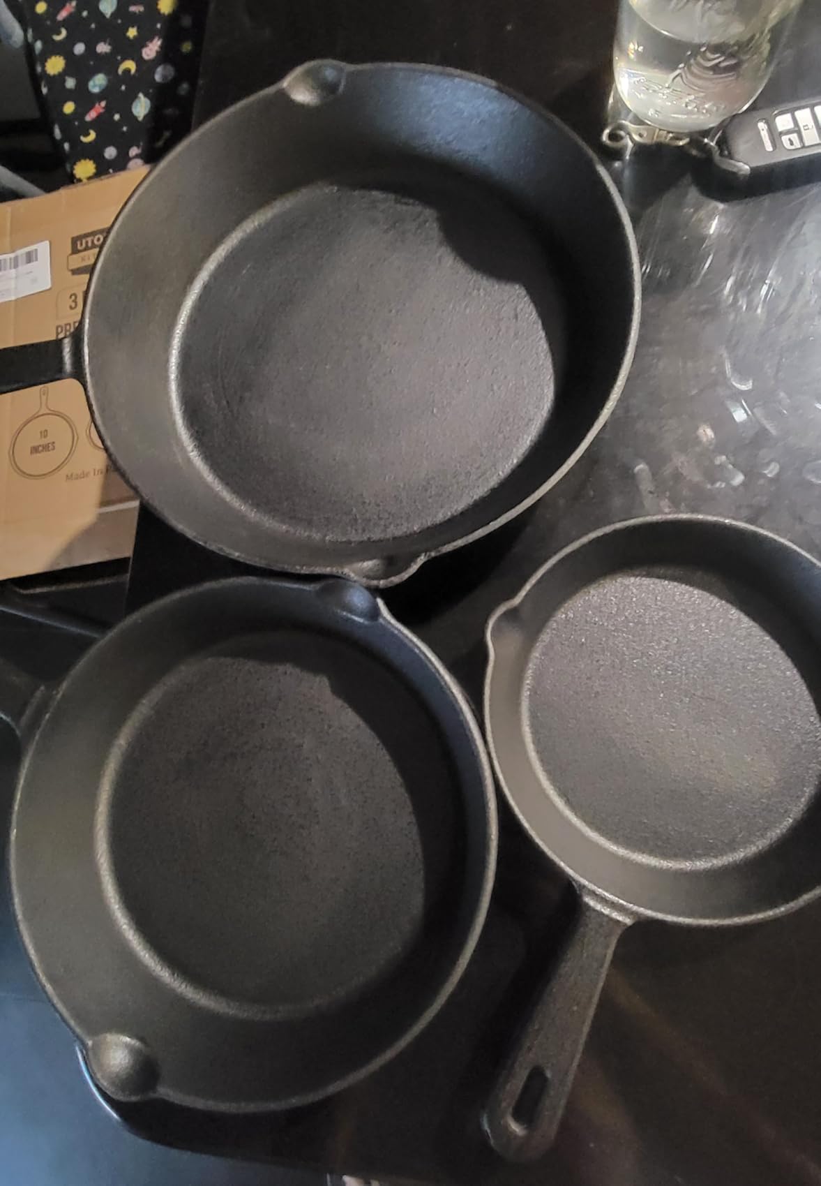 Utopia Kitchen Premium Cast Iron Skillets 3 Piece Set - Pre Seasoned Frying Pan, 6, 8 & 10 Inches, PFAS-Free customer photo 2