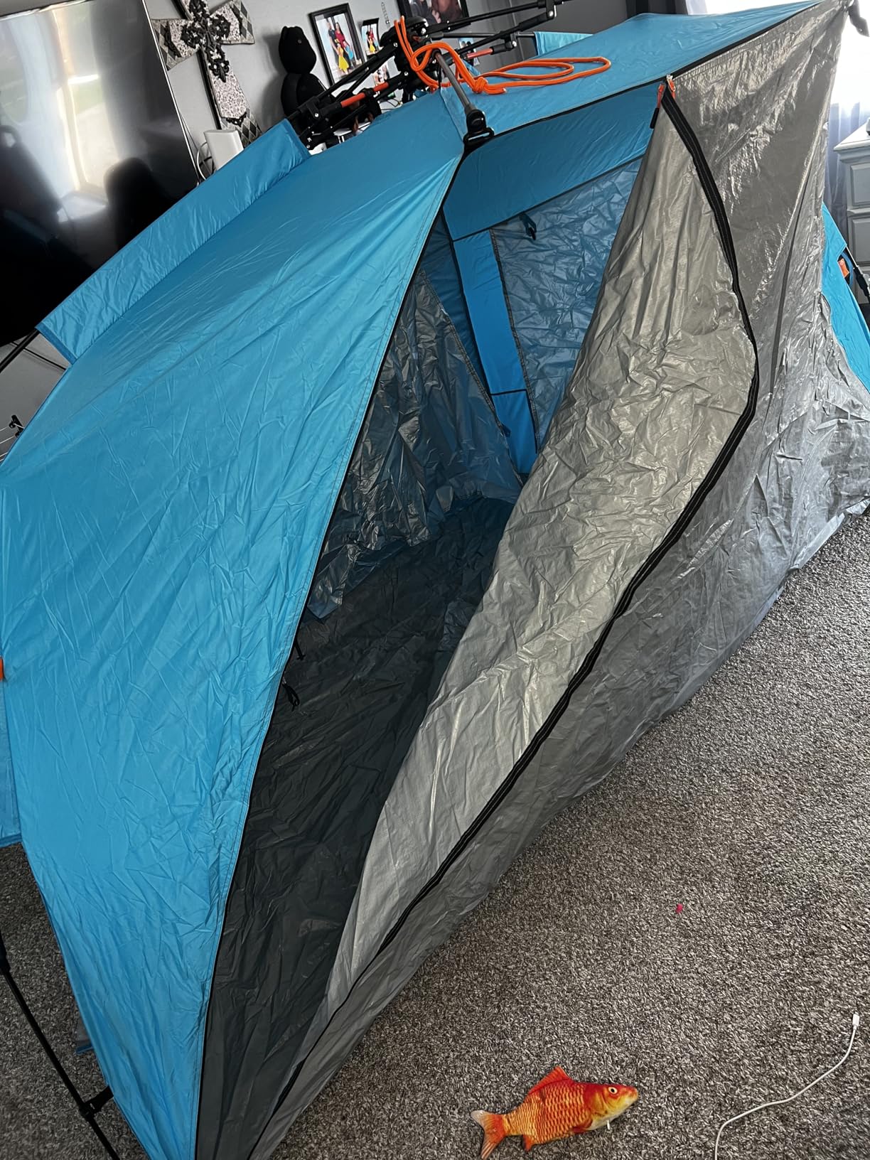 Easthills Outdoors Instant Shader Enhanced Deluxe XL Beach Tent Easy Set Up 4-6 Person Popup Sun Shelter 99