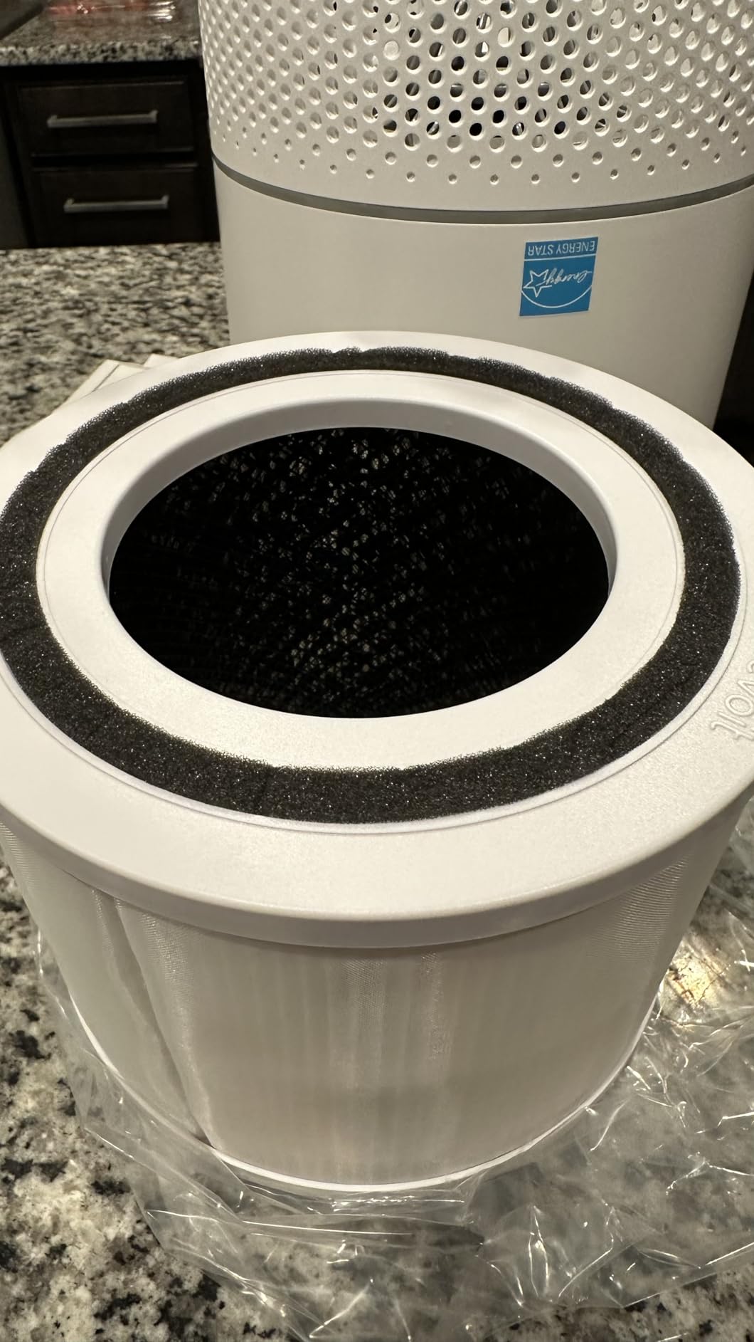 LEVOIT Air Purifier for Home Allergies and Pets Hair Smokers in Bedroom, H13 True HEPA Filter, 24db Filtration System Cleaner Odor Eliminators, Remove 99.97% Dust Smoke Mold Pollen, Core 300, White customer photo 2