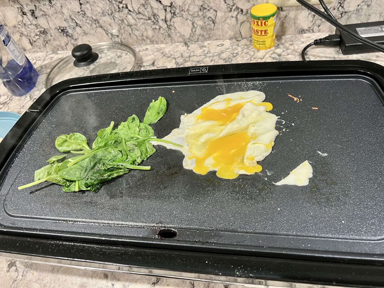 Dash Deluxe Everyday Electric Griddle, Removable Nonstick Plate, Aqua customer photo 2