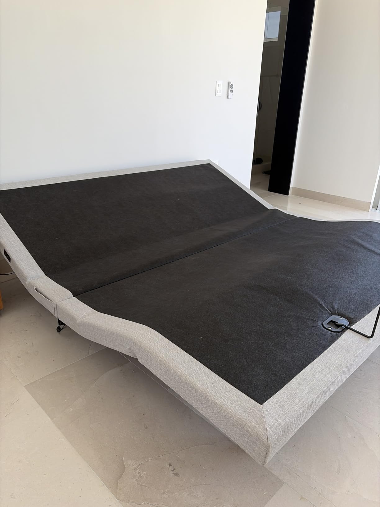 Irvine Home Collection King Adjustable Bed Base - Dual Massage - USB Ports - Zero Gravity - Underbed Light - Wireless Remote - Zero Clearance - Anti Snore - Memory Positions customer photo 2