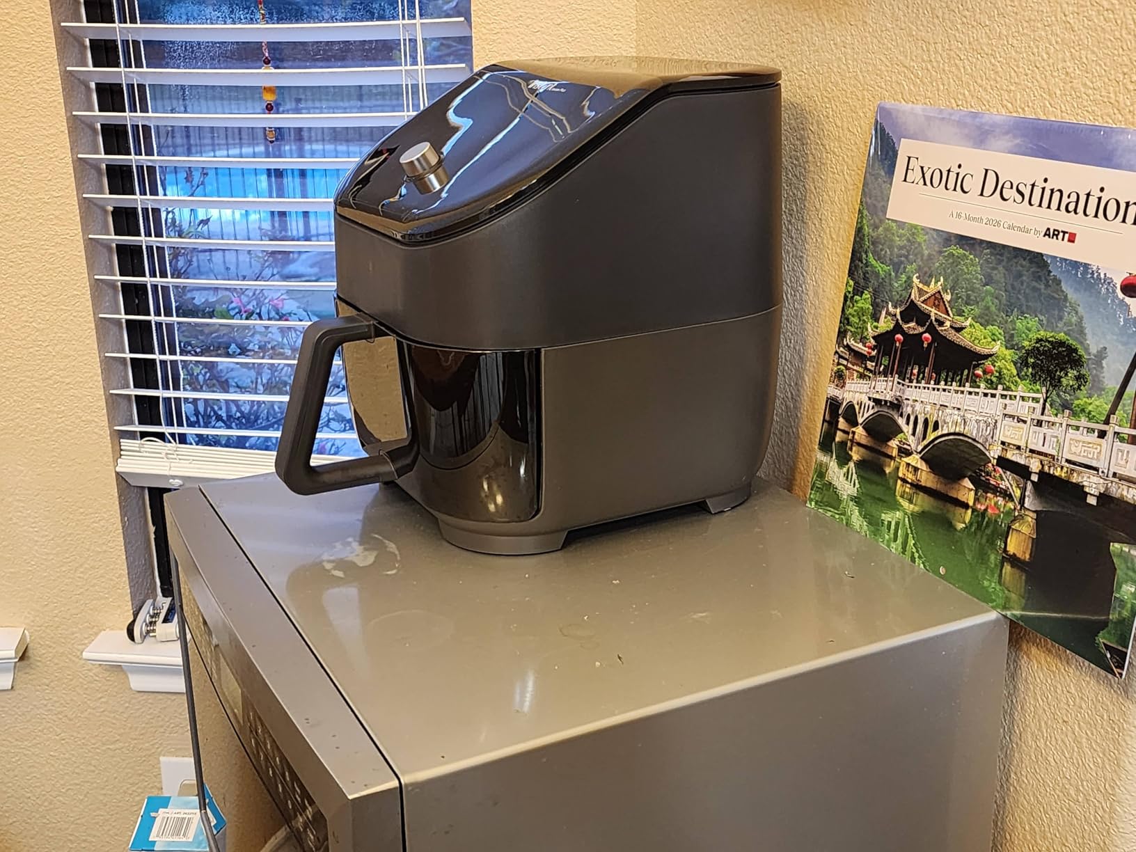 Instant Pot Vortex Plus 6QT ClearCook Air Fryer, Clear Windows, Custom Program Options, 6-in-1 Functions, Crisps, Broils, Roasts, Dehydrates, Bakes, Reheats, from the Makers of Instant Pot, Black customer photo 2