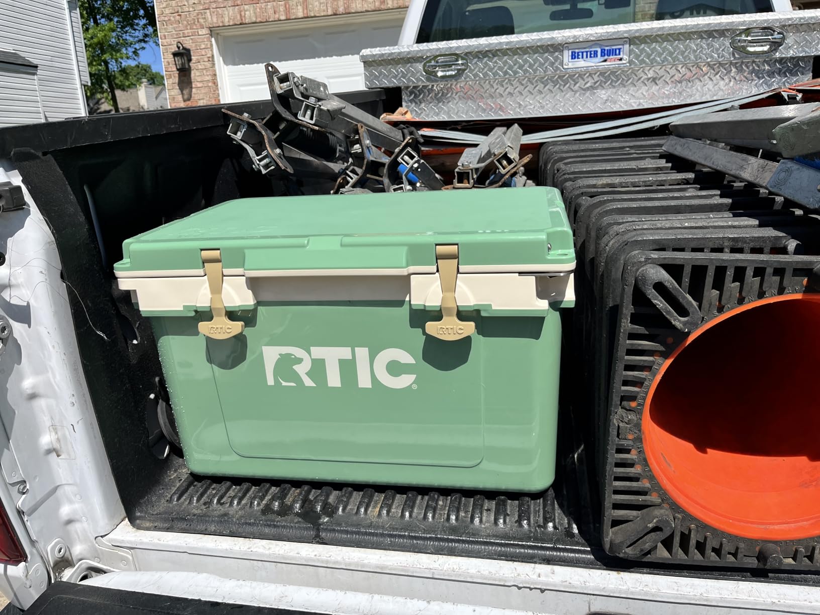 RTIC Ultra-Light Hard Cooler Insulated Portable Ice Chest Box for Beach, Drink, Beverage, Camping, Picnic, Fishing, Boat, Barbecue, 30% Lighter Than Rotomolded Coolers customer photo 2