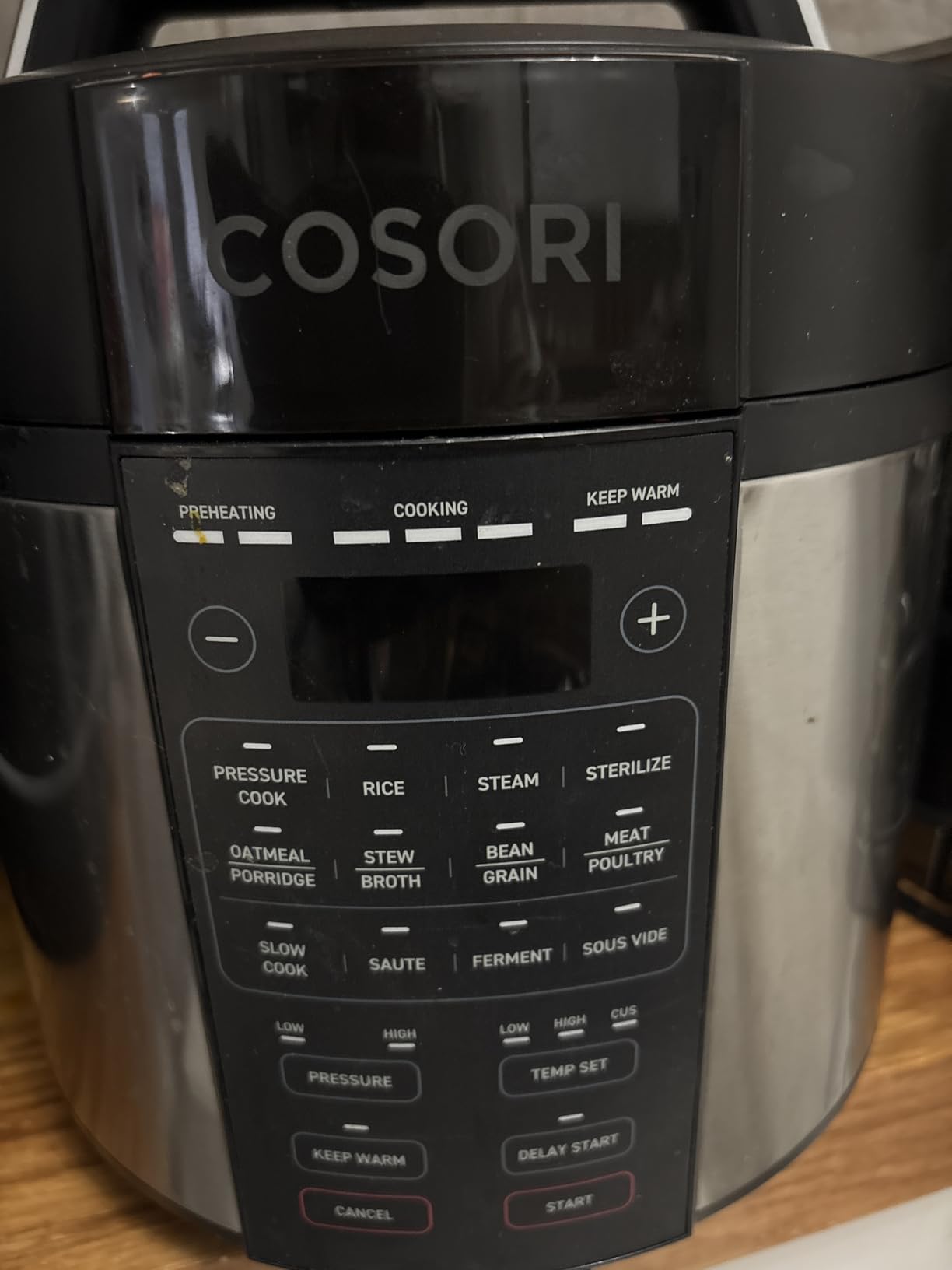 Cosori Pressure Cooker 6QT, 9-in-1, Ceramic Coating Pot, 12 Safety Features customer photo 1