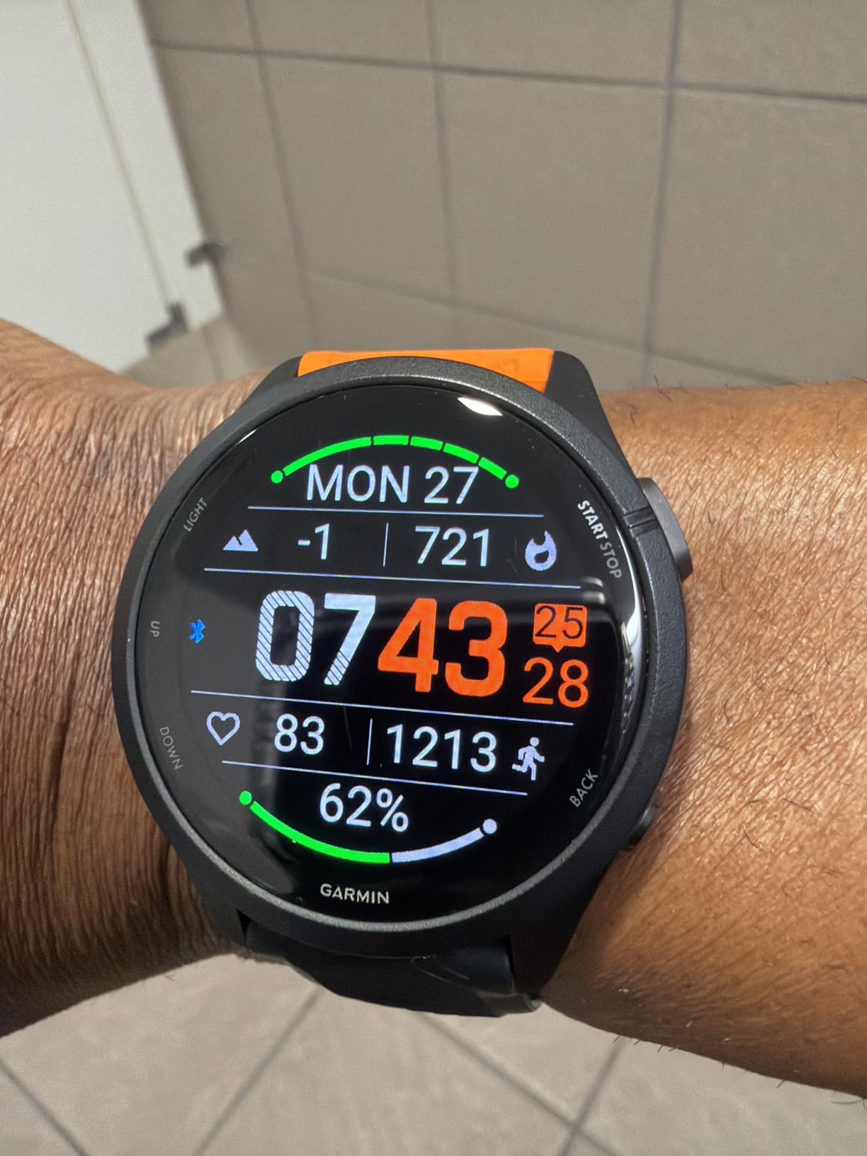Garmin Forerunner 265 Running Smartwatch, Colorful AMOLED Display, Training Metrics and Recovery Insights, Black and Powder Gray | 46mm 1.3 AMOLED Touchscreen, Built-in Multi-Band GPS, Training Metrics and Recovery Insights customer photo 2