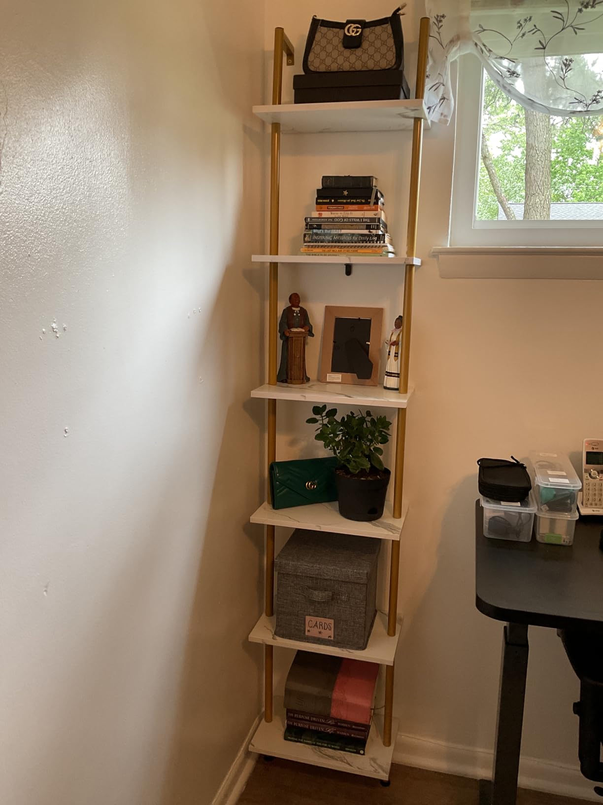HOOBRO DIY Ladder Shelf, 6-Tier Wooden Wall Mounted Bookshelf, Narrow Bookcase, Display Shelf, Storage Rack, Plant Stand, for Living Room, Bedroom, Study, Balcony, Rustic Brown and Black BF651CJ01 customer photo 2