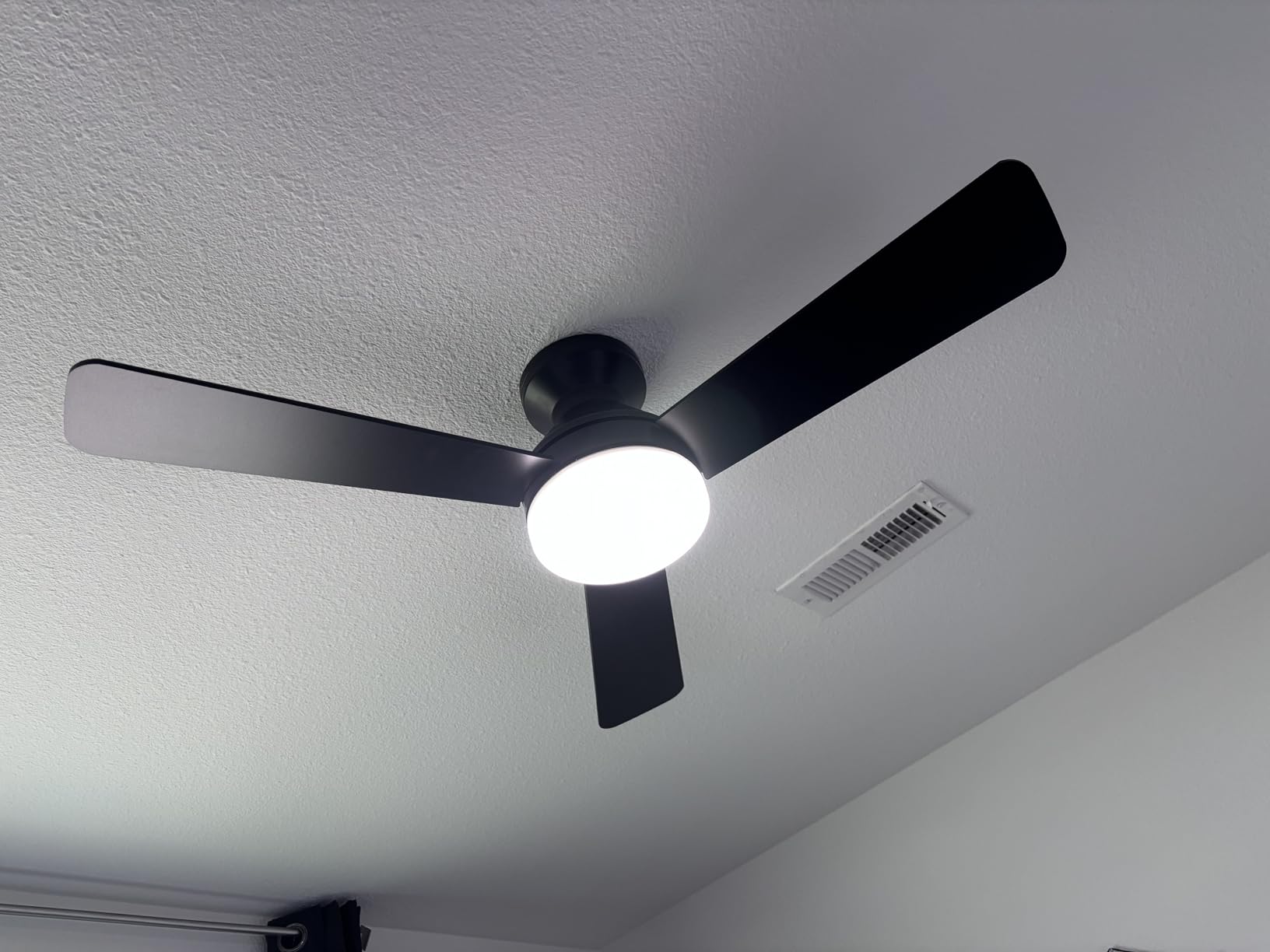 Amico 42 Inch White Low Profile Ceiling Fans with Lights and Remote | Flush mount, 3-color dimmable light, quiet reversible DC motor, easy install, memory, timer, bedroom, covered outdoor areas customer photo 2