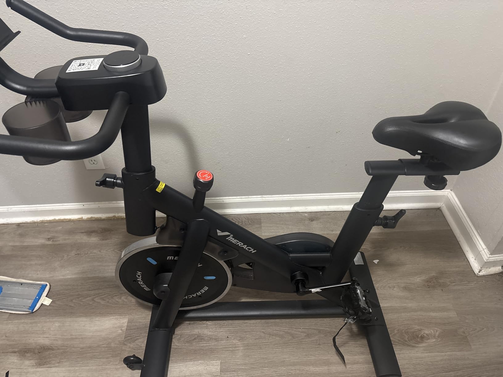 MERACH Exercise Bike, Magnetic Friction Stationary Bike for Home with APP customer photo 2
