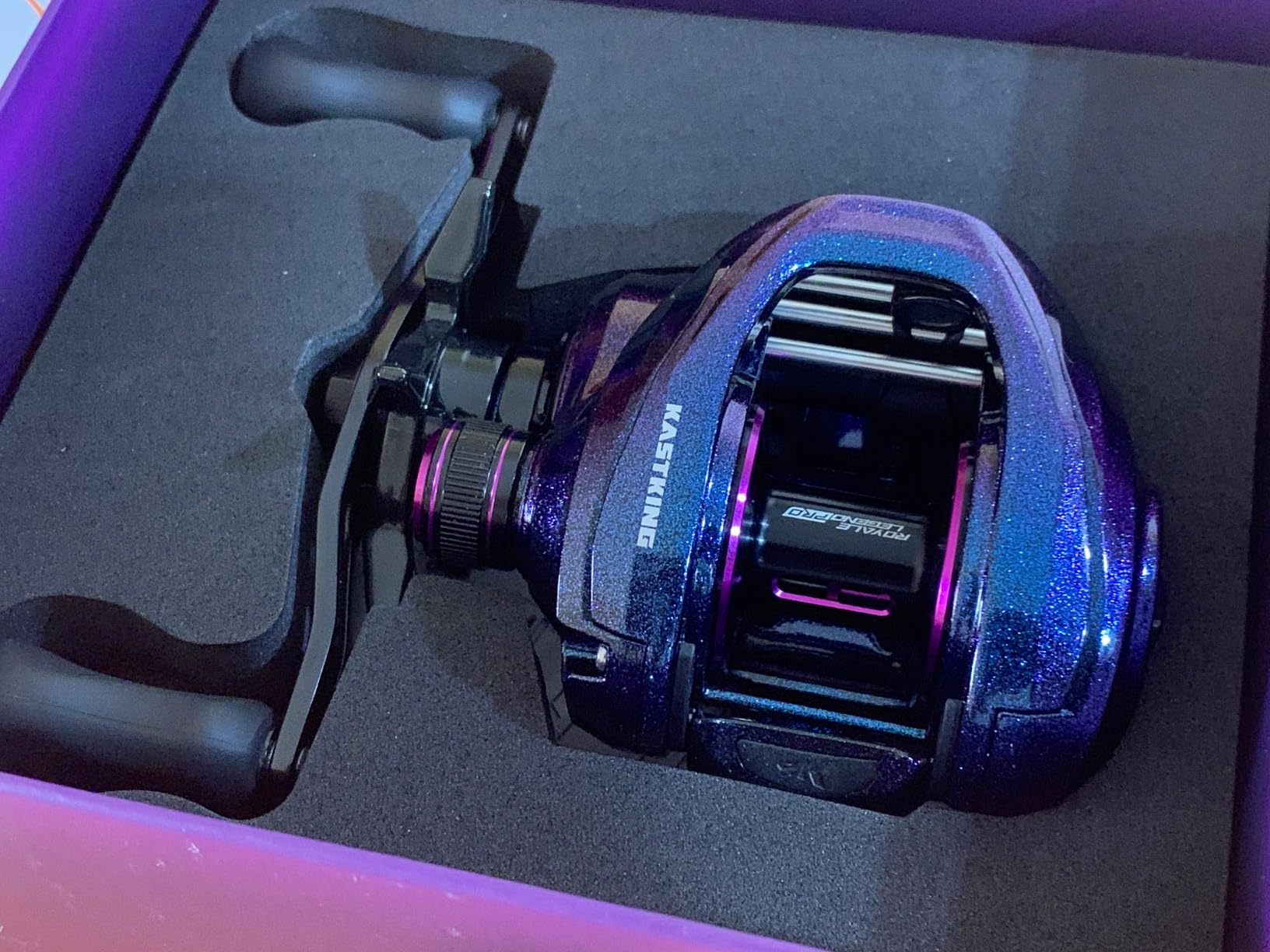 KastKing Royale Legend Pro Baitcasting Reels - AutoMag Dual Braking System, 16 Lbs Carbon Drag, 5.5oz Lightweight customer photo 2