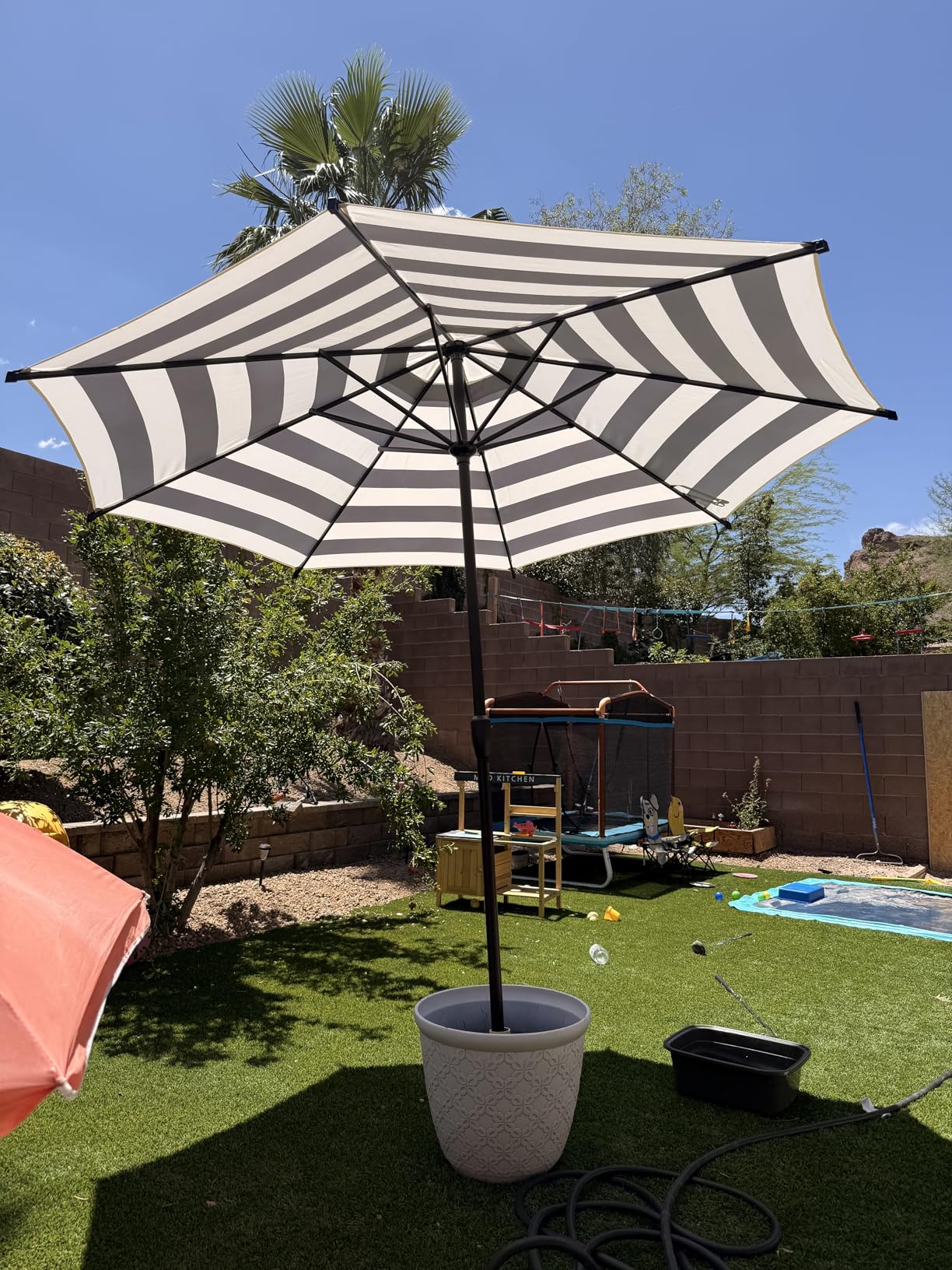 Abba Patio 9FT Lyon Outdoor Patio Umbrella Outdoor Table Umbrella with Push Button Tilt and Crank Market Umbrella 8 Sturdy Ribs UV Protection Waterproof for Garden Deck Backyard Pool, Black & Ivory customer photo 2