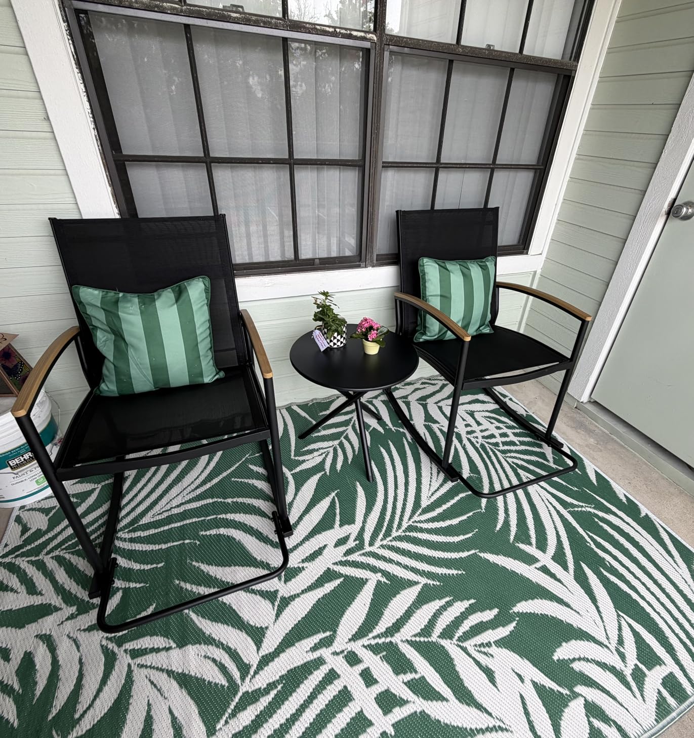 Shintenchi 3 Piece Outdoor Rocking Bistro Set, Textilene Fabric Small Patio Furniture Set, Front Porch Rocker Chairs Conversation Set with Table for Lawn, Garden, Balcony, Poolside (Black) customer photo 2