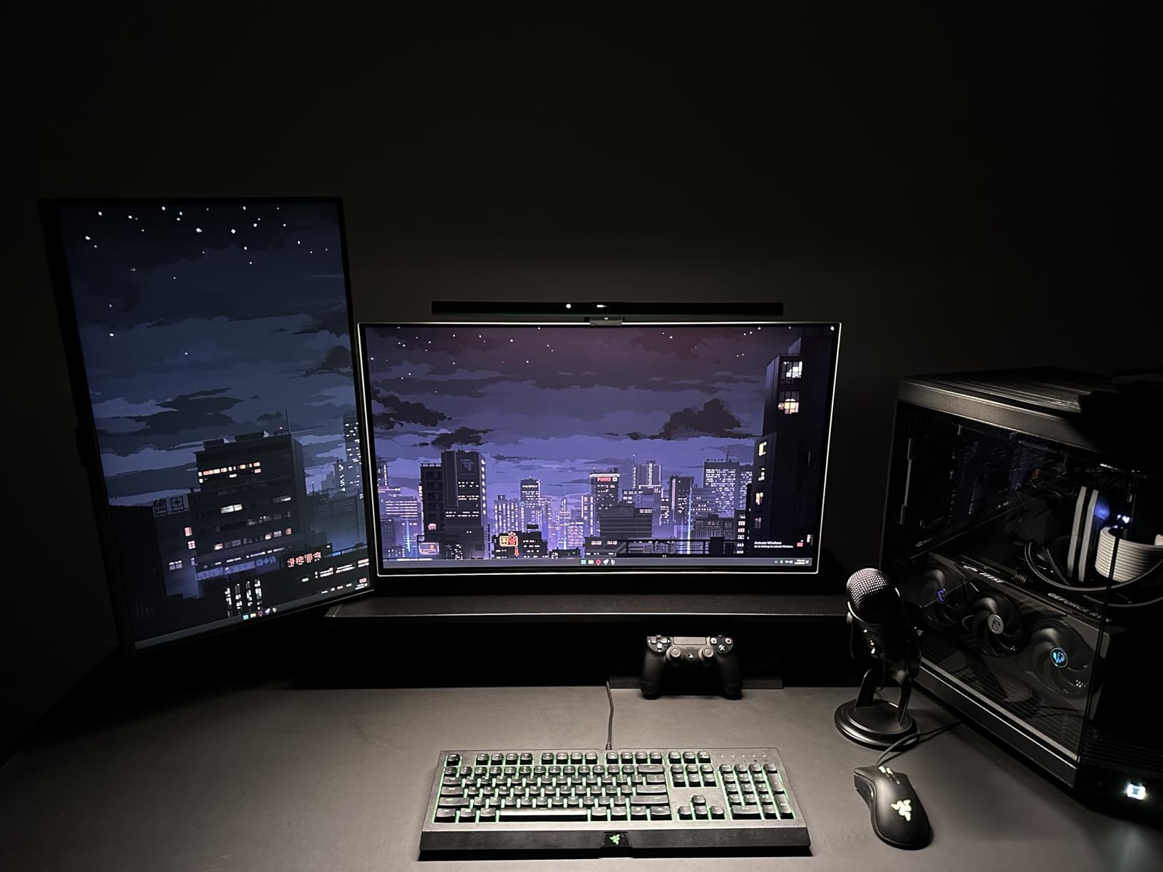 BenQ ScreenBar Pro LED Monitor Light Bar (Black) - Ultrawide Lighting, Motion Sensor, Adjustable Brightness/Color Temperature, Eye-Care USB-C Monitor Lamp, No Glare, Curved Monitors, Monitor Accessory customer photo 1