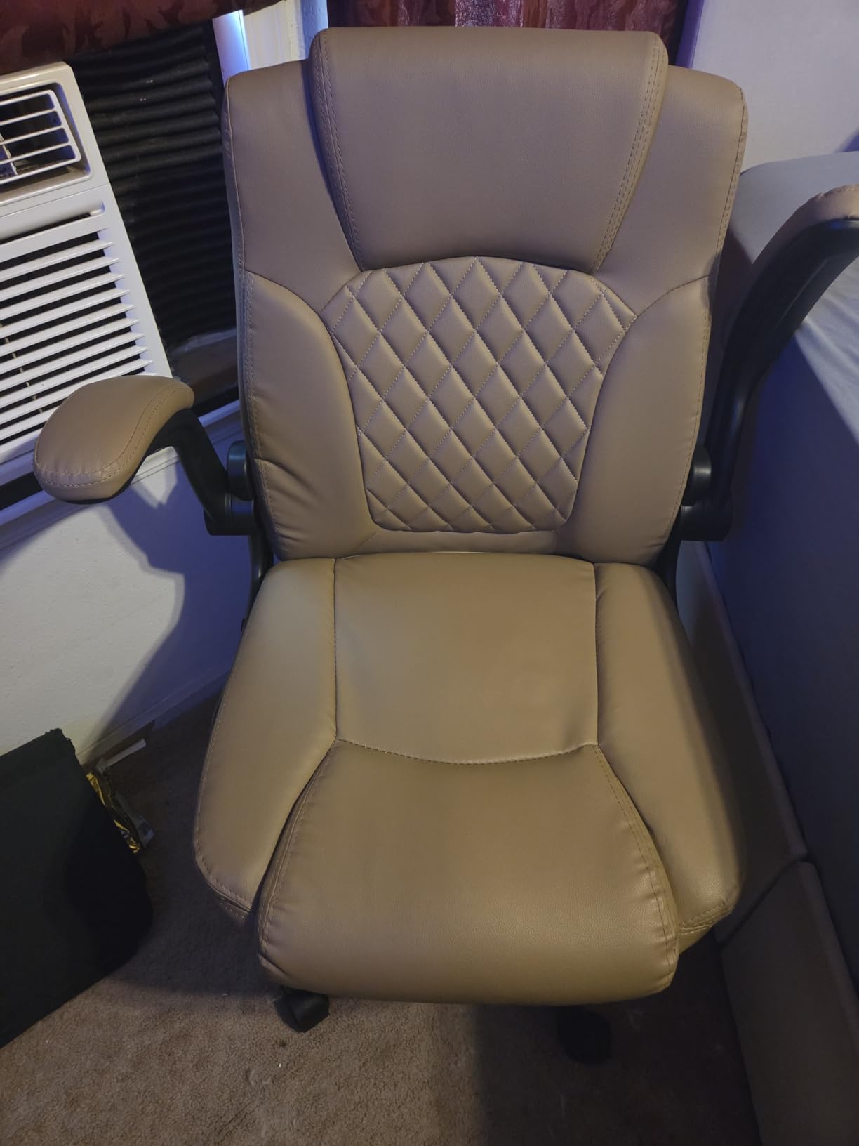 Leather Office Chair, PU Home Computer Desk Chairs with Ergonomic Back Support, 360°Swivel Free,Small Gmaing Chair with Wheels and Adjustable Armrests, for Short People Use, Black customer photo 2