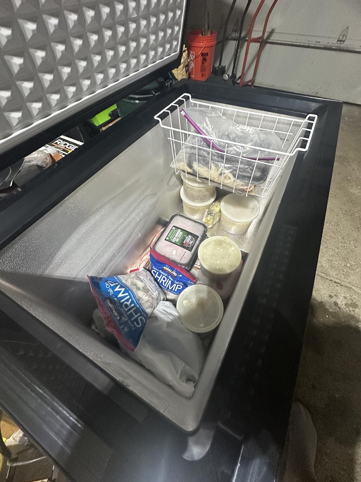 Frigidaire Chest Deep Freezer, 10 Cu. Ft. Capacity, Granita Rugged Design-Adjustable Thermostat-Removable Vinyl Coated Wire Basket-Easy Defrost Drain customer photo 2