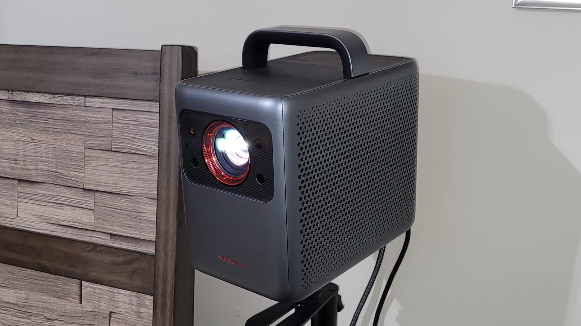 NEBULA Cosmos 4K SE Smart Projector, Nebulamaster, High-Brightness with Dolby Vision, 200 inch Screen, 1800 ANSI Lumens, HybridBeam, Enhanced Image Quality, GTV, Portable, for Gaming, Home, and Office Use customer photo 2