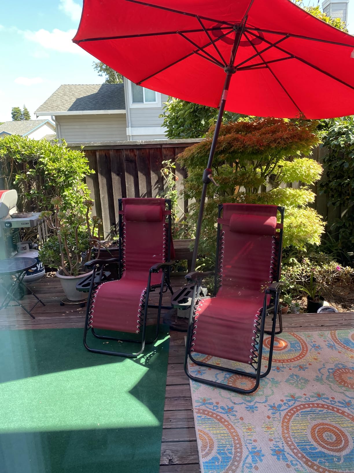 Magshion Zero Gravity Lounge Chair with Canopy, Outdoor Foldable Patio Reclining Chair with Side Tray, Adjustable Anti-Gravity Recliner with Pillow Headrest, Lounger for Lawn Camping Beach (Red) customer photo 2