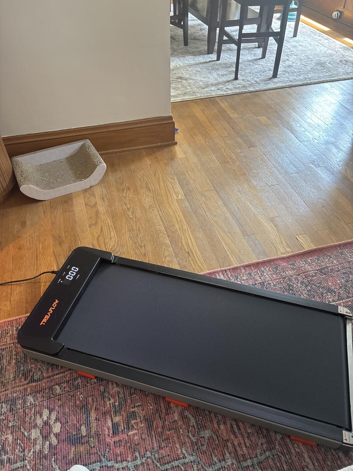TREAFLOW Walking Pad with Incline, Under Desk Treadmills for Home customer photo 2