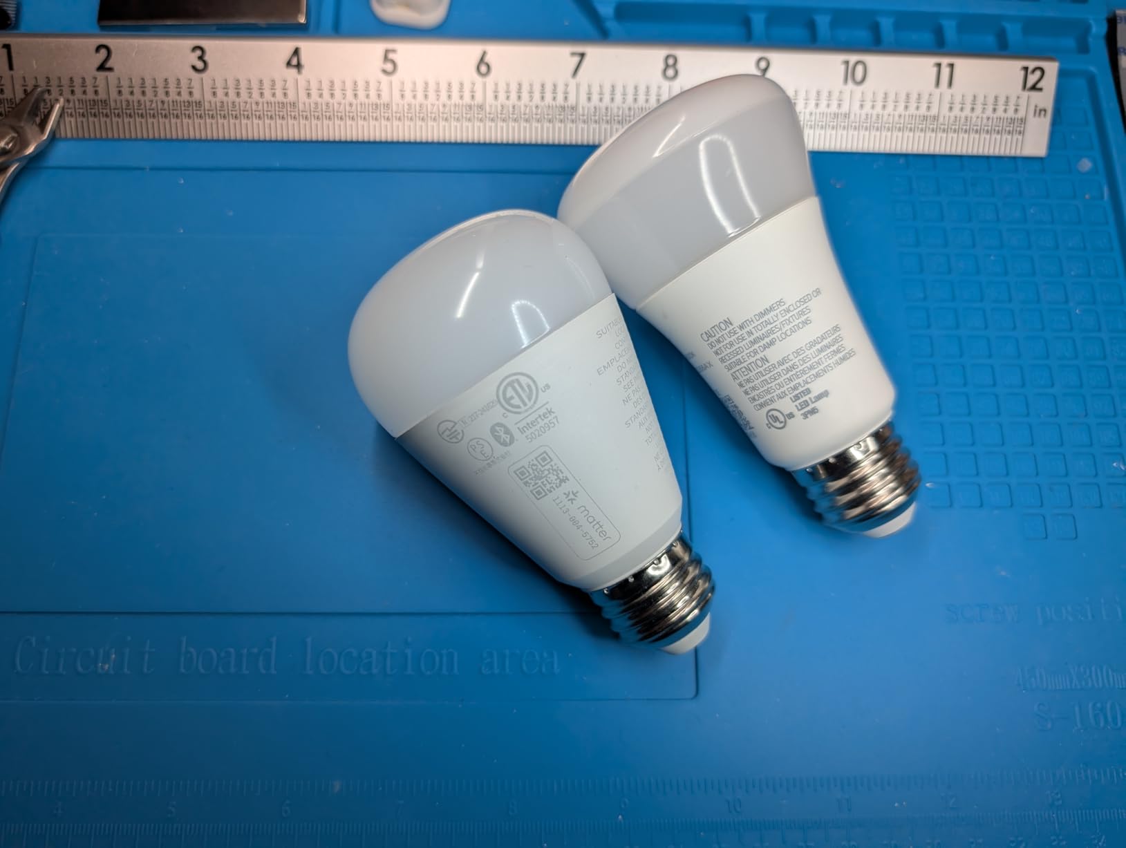 Aqara Thread/Zigbee Smart LED Light Bulb T2 E26, Tunable White (2700K-6500K), 75W Equivalent, Matter, Works with HomeKit, Alexa, Google customer photo 1