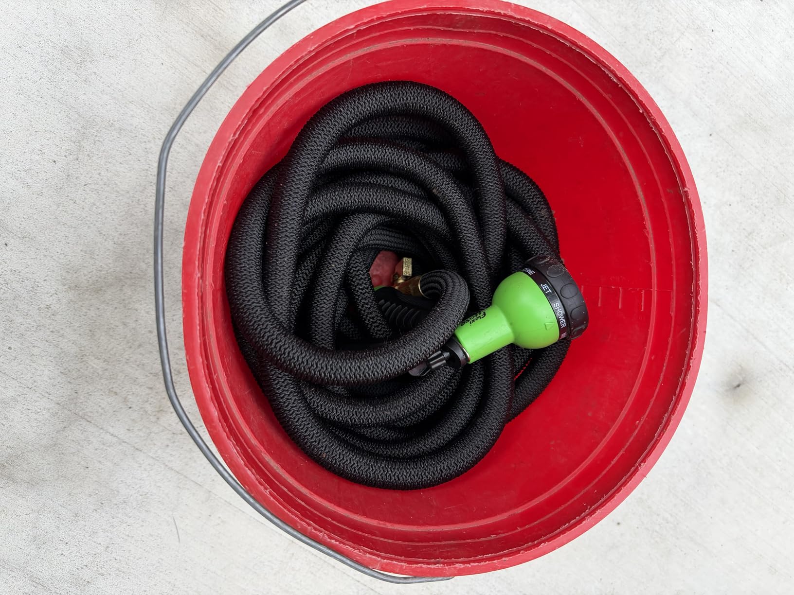 Flexi Hose Expandable Garden Hose with 8 Function Nozzle, 50FT - Lightweight Retractable Garden Hose, Water Hose - No-Kink Flexibility, 3/4 Inch Solid Brass Fittings and Double Latex Core customer photo 1