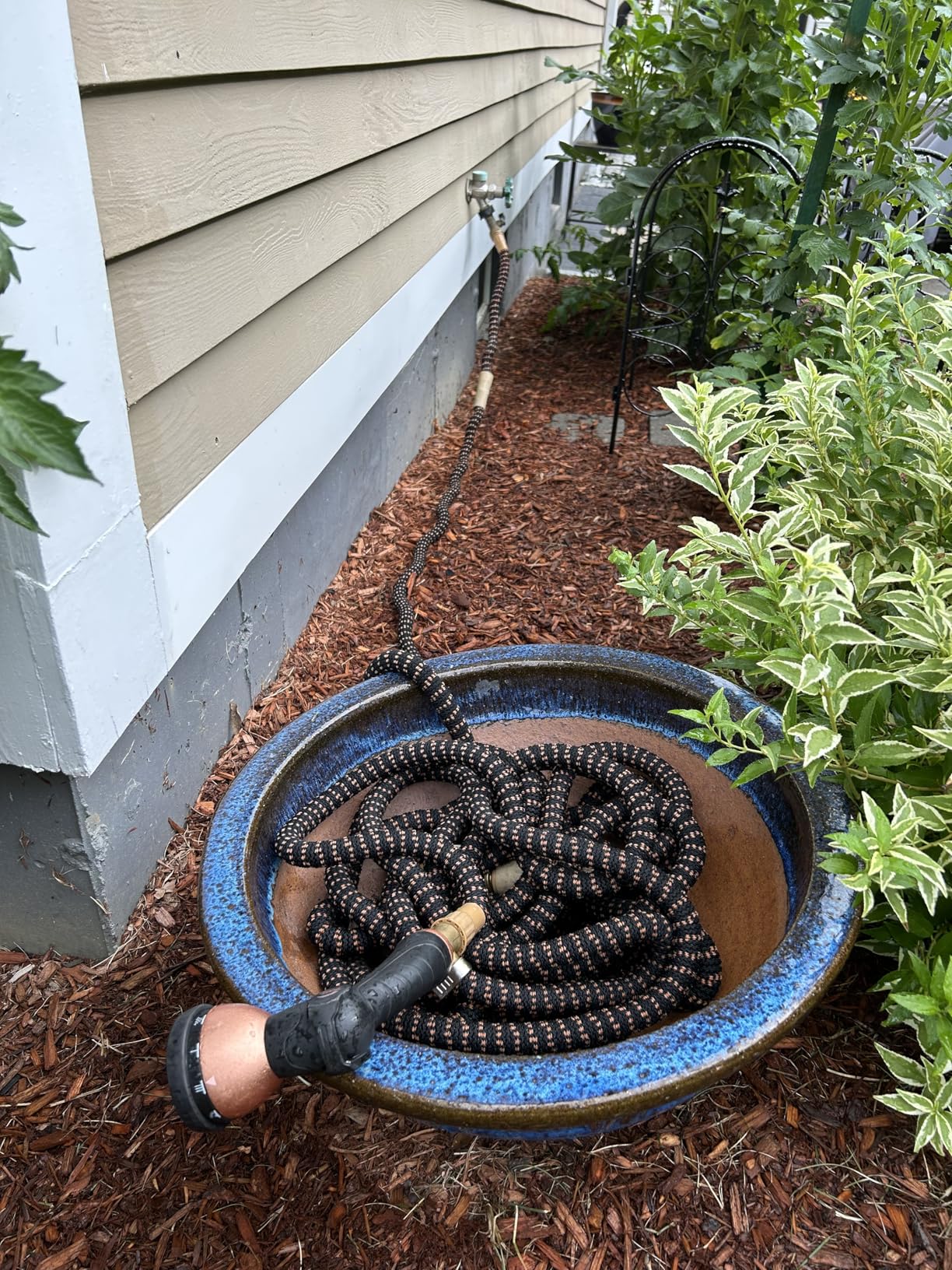 Flexi Hose Expandable Garden Hose with 8 Function Nozzle, 25FT - Lightweight Retractable Garden Hose, Water Hose - No-Kink Flexibility, 3/4 Inch Solid Brass Fittings and Double Latex Core customer photo 2