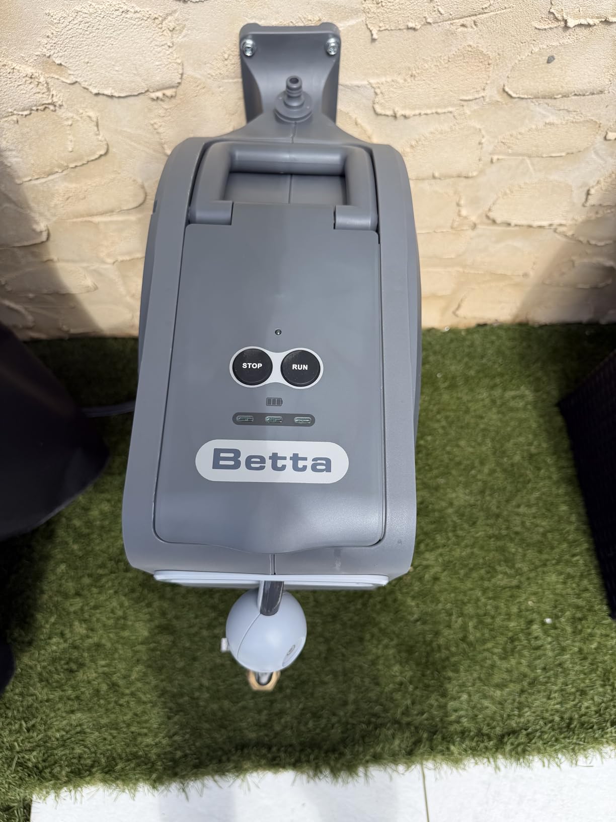 Betta EaseReel Battery-Powered Wall-Mounted Retractable Hose Reel, with Quick-Access Dual Hose Length Control, 8 Spray Patterns Nozzle, Automatic Roll-Up & Tangle-Free Hose Guide (1/2'', 100FT/30m) customer photo 1