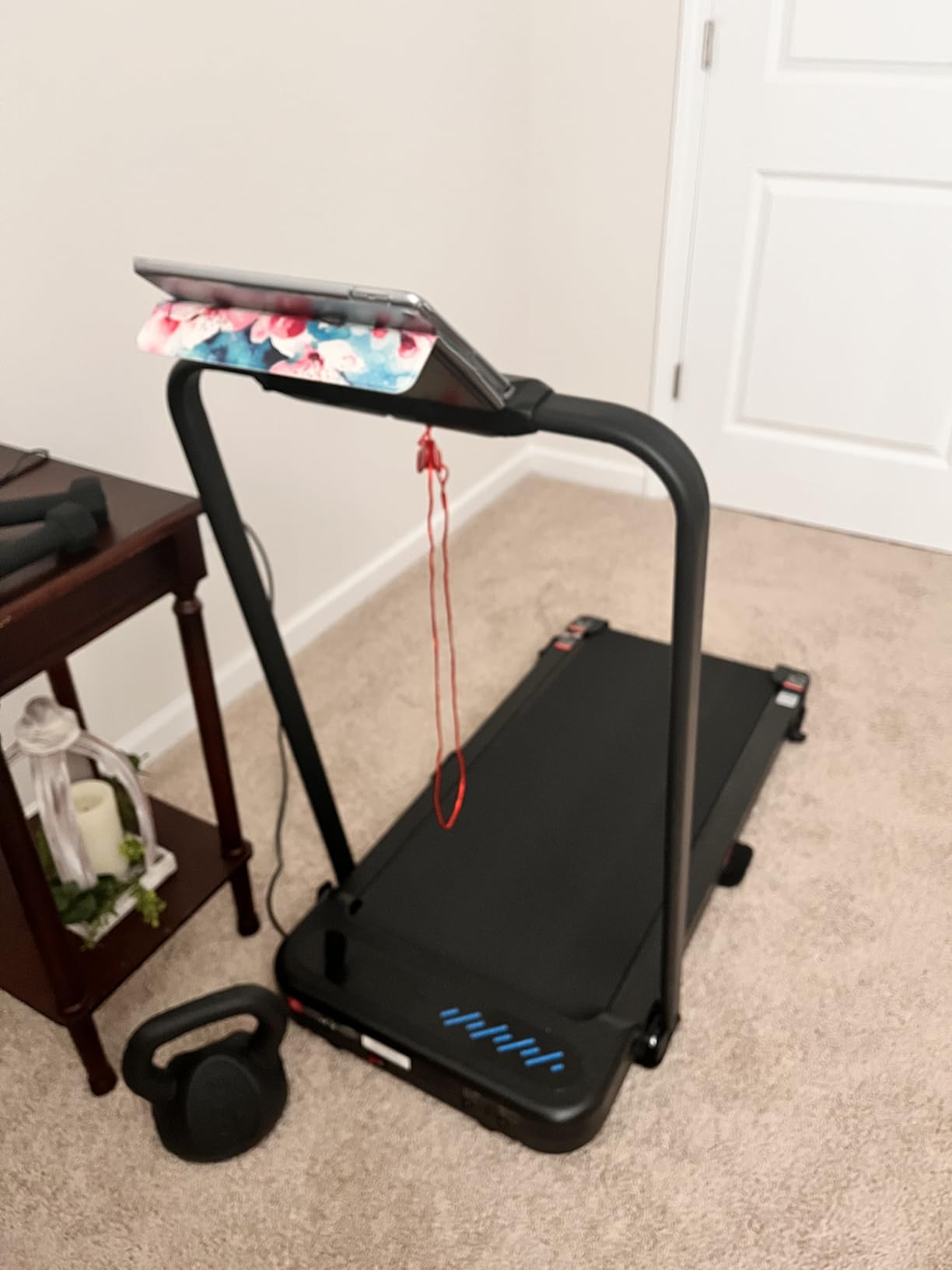 WELLFIT Folding Treadmill for Home, Walking Pad with Incline and Handle Bar customer photo 2