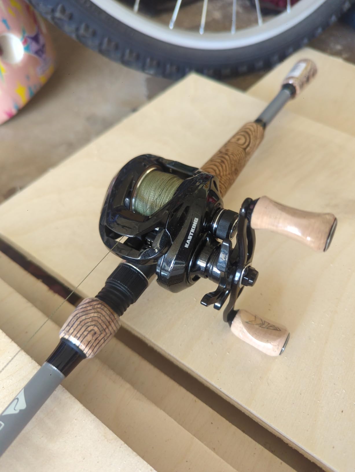KastKing MegaTron Baitcasting Reels, High Capacity or High Speed Low Profile Casting Reel, 7+1 Double Shielded Stainless Steel BB, 8-Button Magnetic Brakes, Powerful Drag, Freshwater & Inshore Fishing customer photo 2