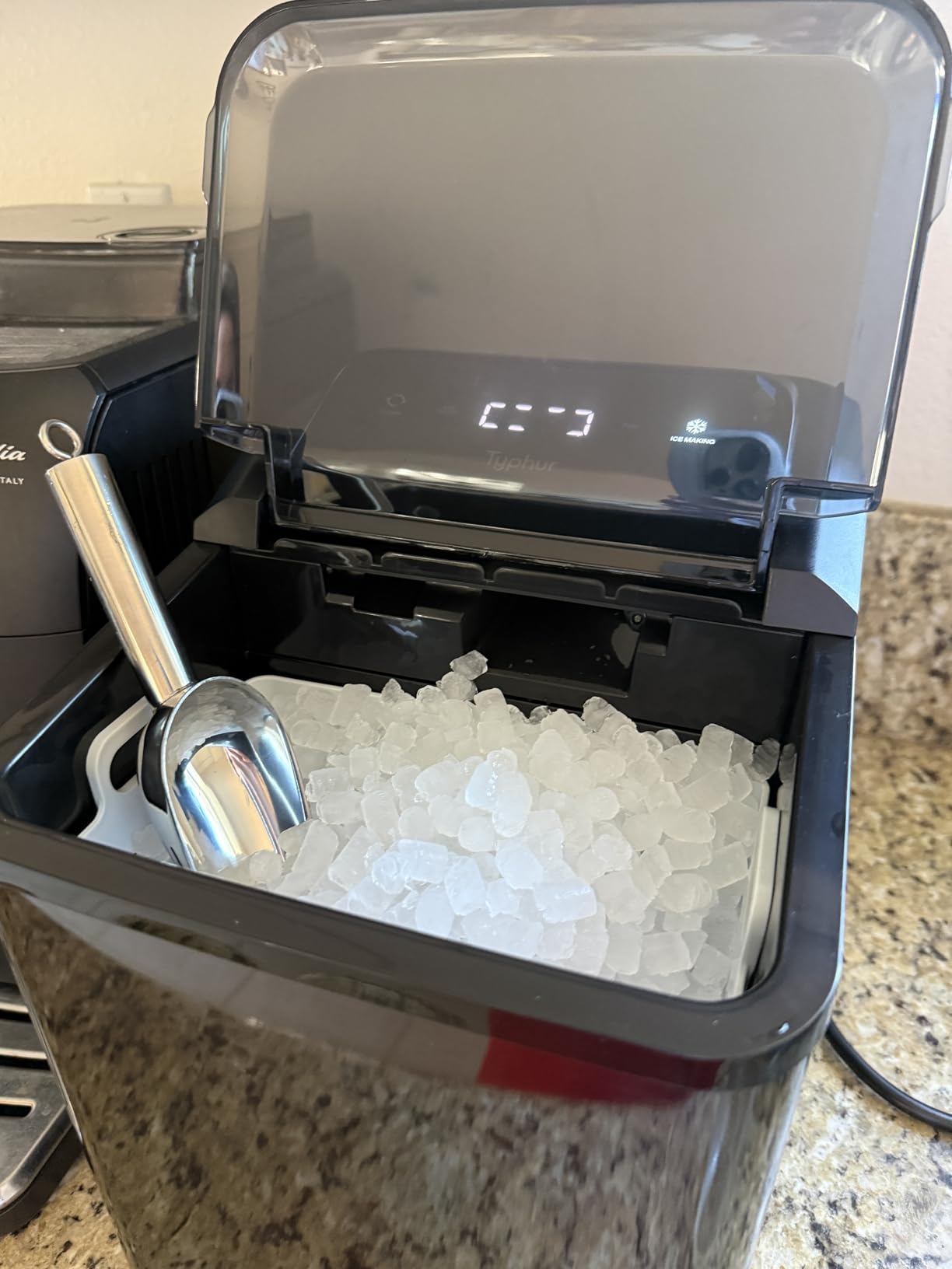 Typhur Fast Nugget Ice Maker Countertop, Chewable Pebble & Pellet Ice Machine with Self-Cleaning Pump & 8-Pack Cleaners, 35lbs/24H Crushed Ice for Kitchen, Bar, RV, Outdoor (Black Stainless Steel) customer photo 1