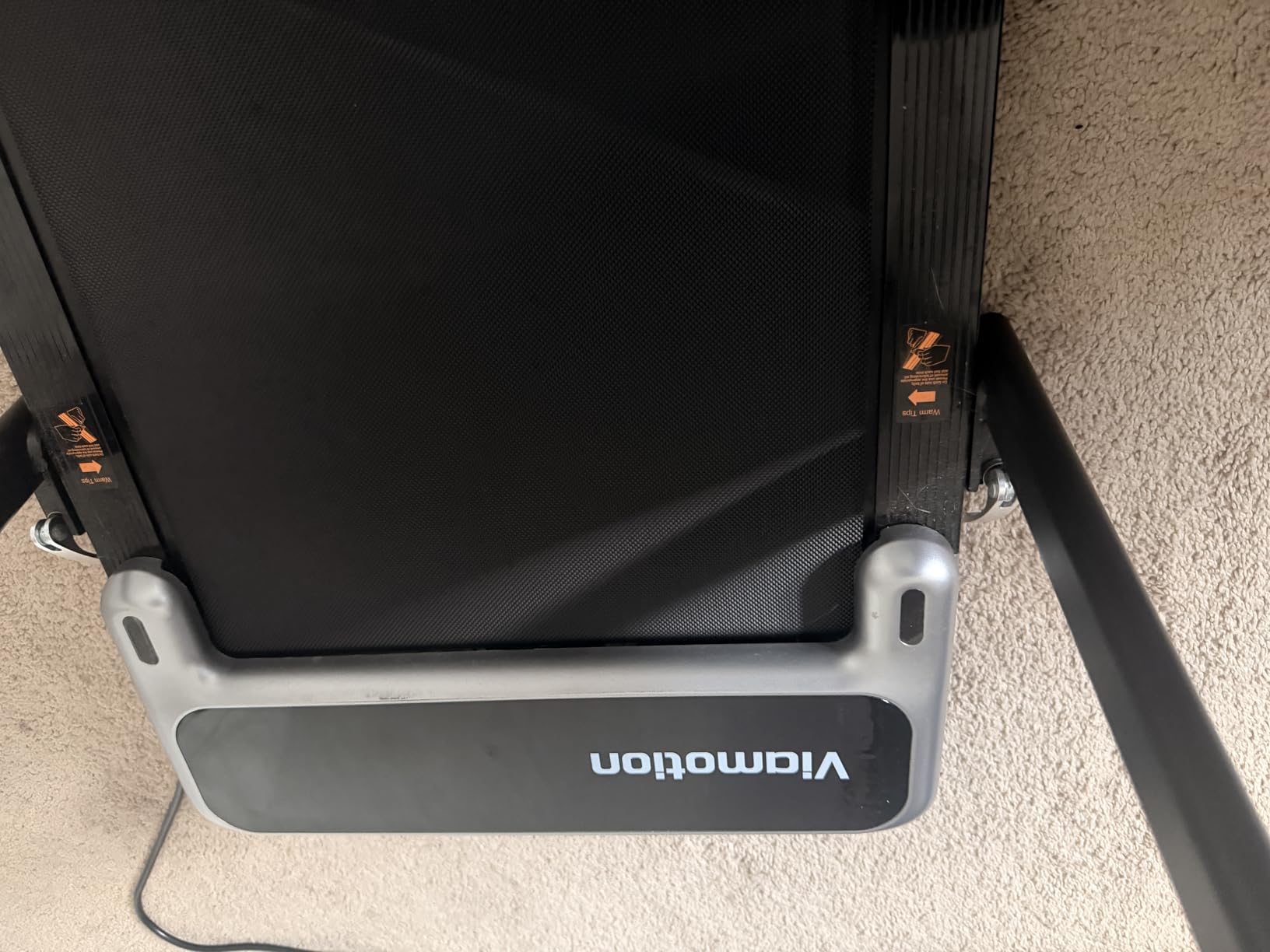 Walking Pad Treadmill with Handle Bar and Adjustable Incline, Compact Portable Treadmills for Home Office, 2.5HP Quiet Anti-Slip Under Desk Treadmills, 0.6-3.8 MPH Remote Speed Control customer photo 2