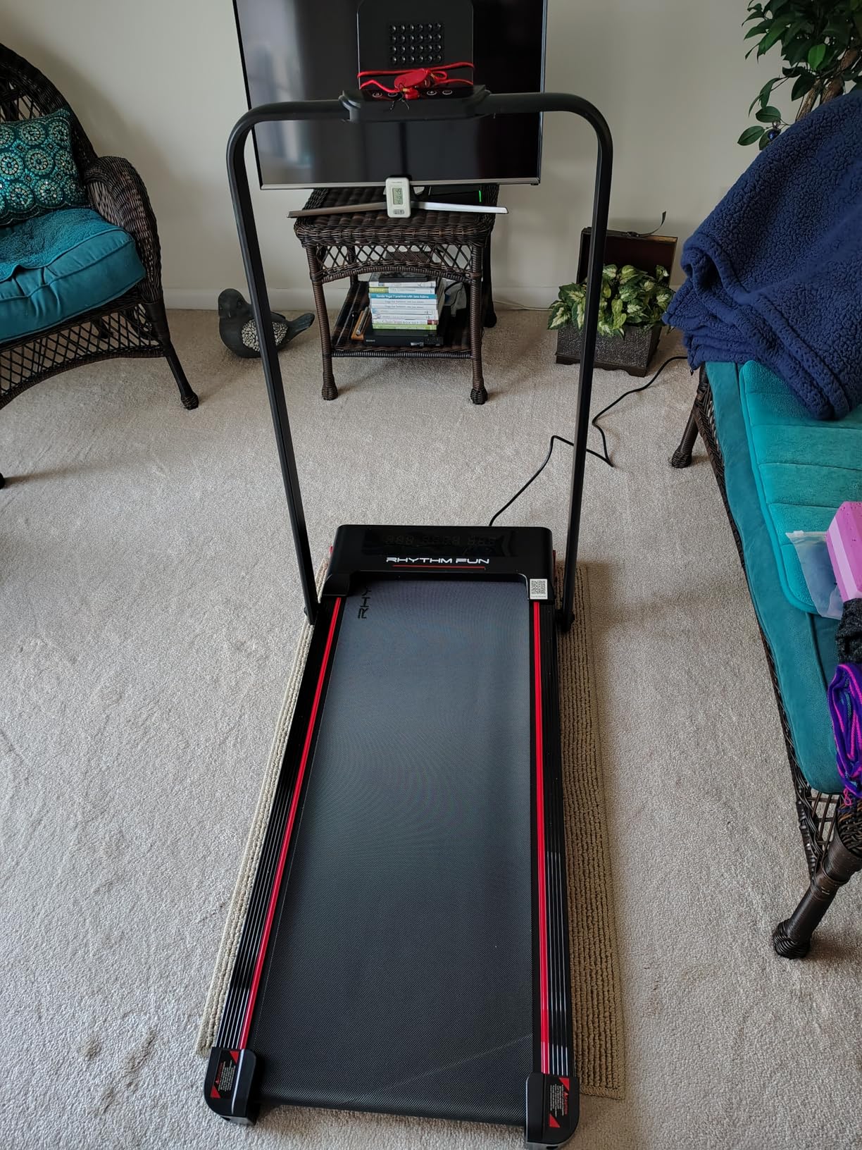 RHYTHM FUN 16% Incline Walking Pad, Handle Bar, 37.4