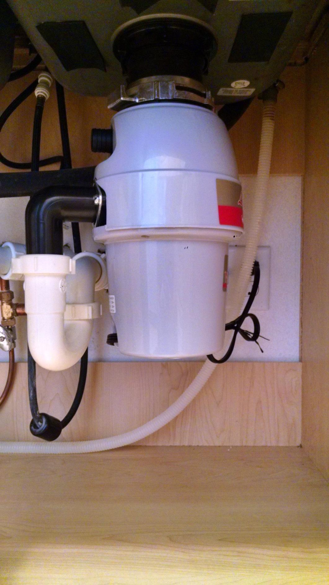 Moen L-3200 Waste King 3/4 HP Garbage Disposal with Power Cord customer photo 1