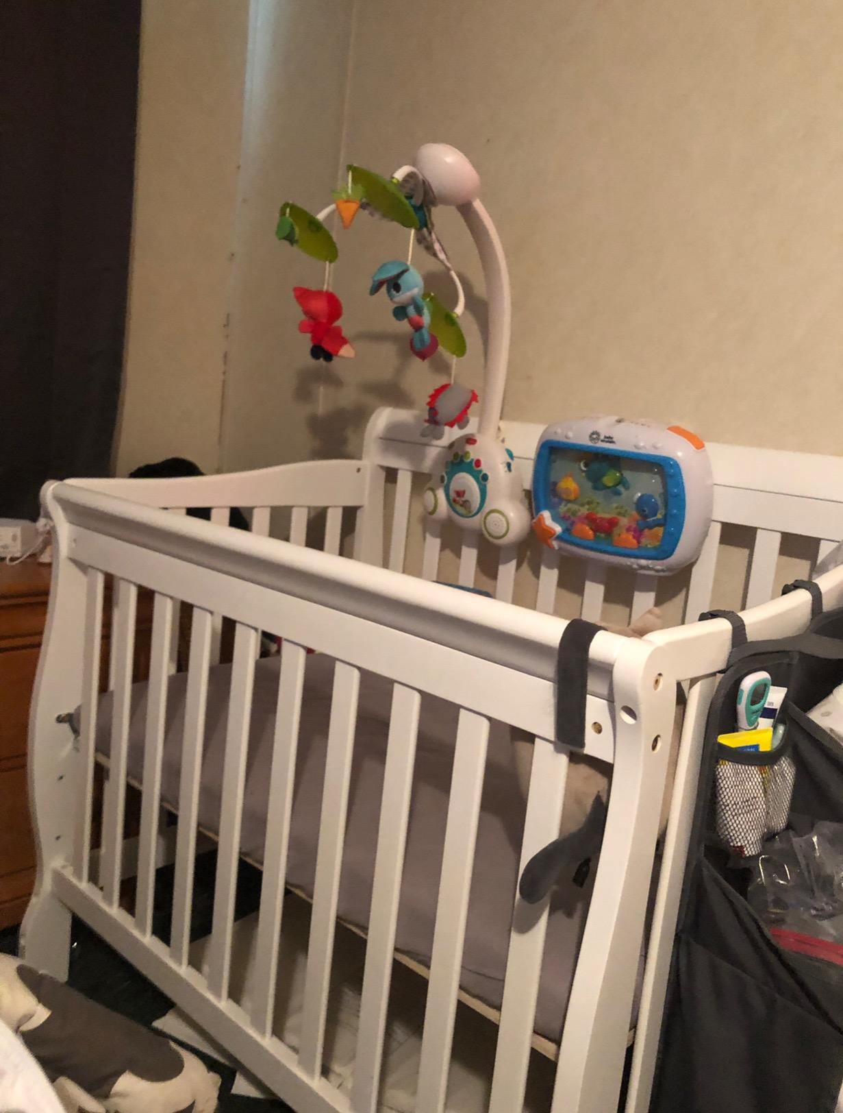 Dream On Me 4-in-1 Mini Baby Crib for Small Spaces, Aden, White customer photo 1