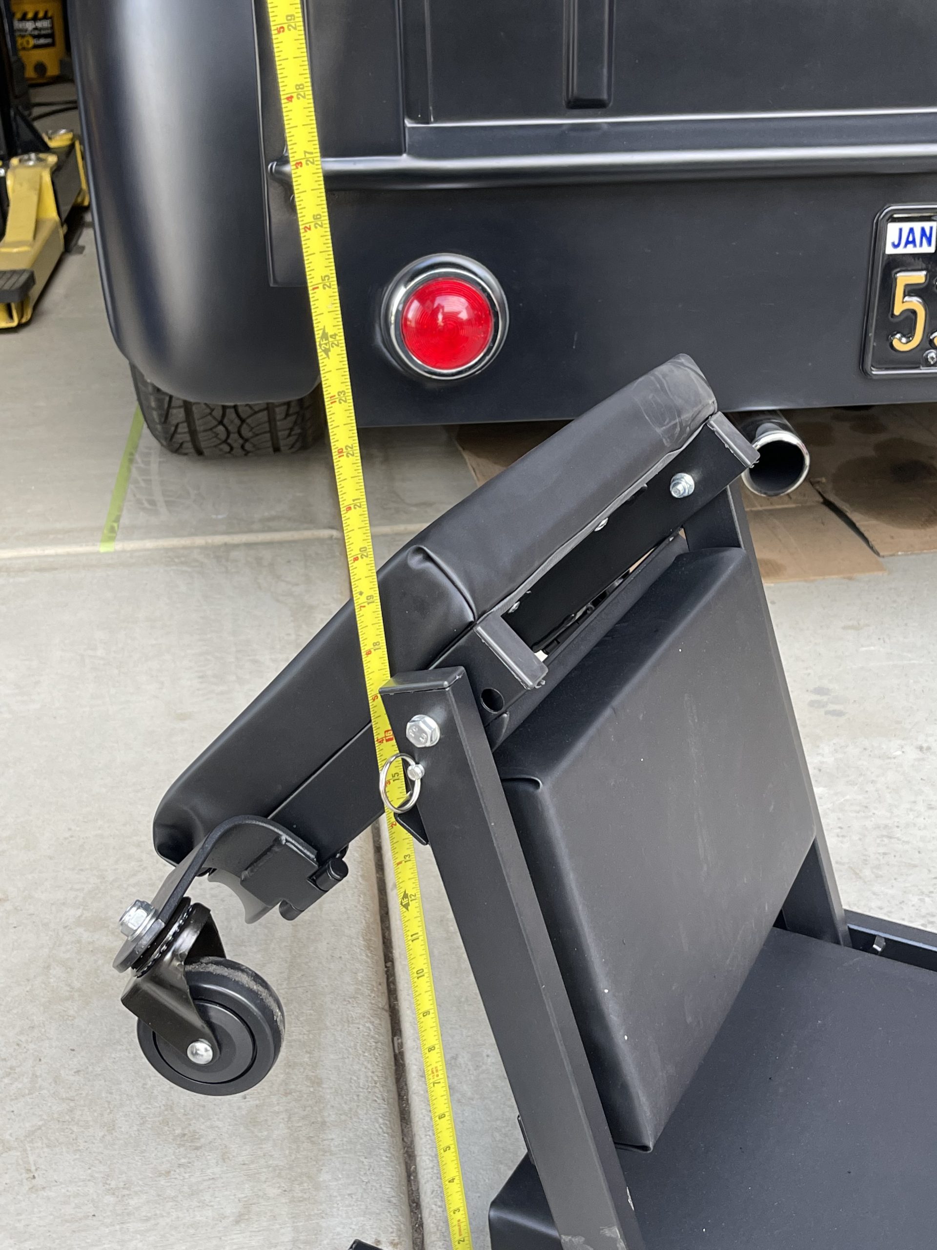 Omega 91452 Black Low Profile Z-Creeper - 450 lbs. Capacity customer photo 2
