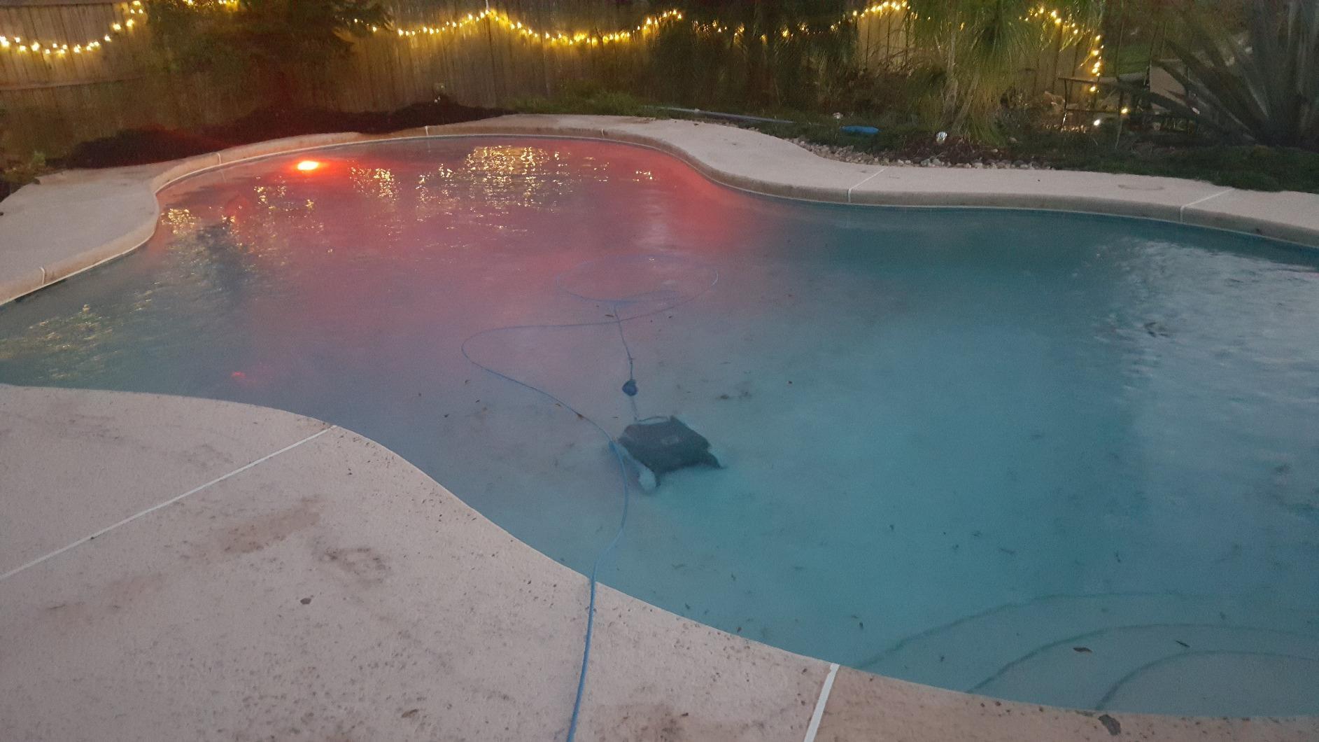 Dolphin Escape Robotic Pool Cleaner (2026 Model) — Massive Top-Loading Filter, Dual Motors, HyperBrush, HyperGrip Tracks, Smart Navigation — for Above Ground & In-Ground Pools up to 33ft customer photo 1