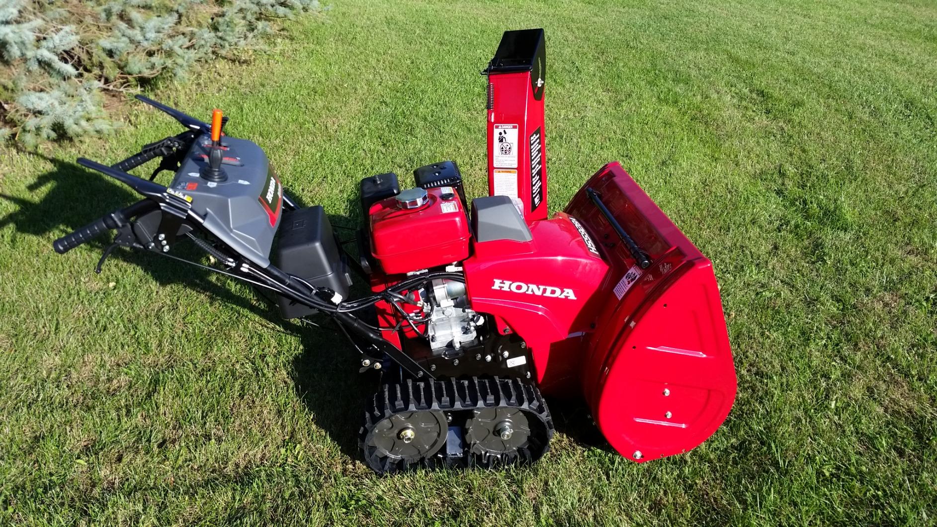 Honda HSS928 28-Inch Two Stage Snow Blower (HSS928AATD) customer photo 1