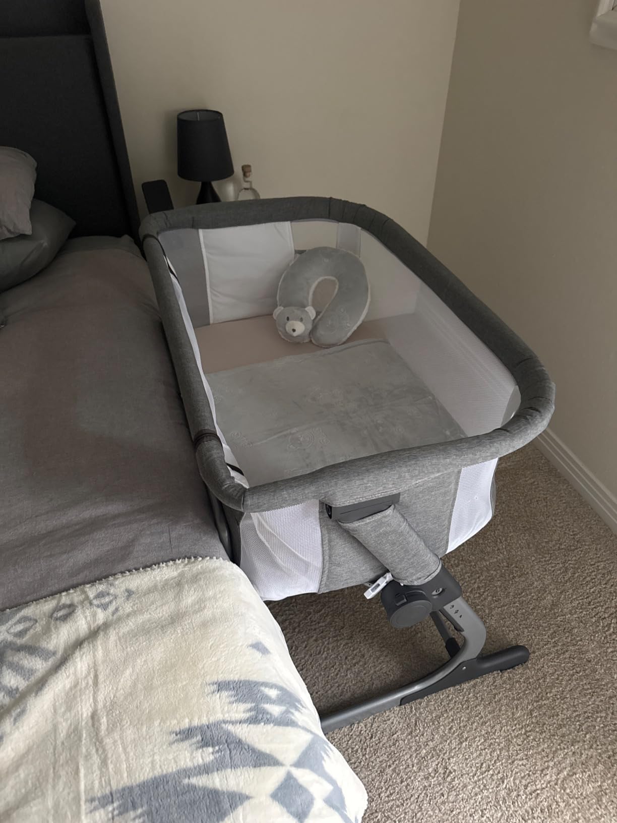 Baby Delight Beside Me Dreamer Bassinet | Bedside Sleeper | 7-Position Height Adjustment | Charcoal Tweed customer photo 1