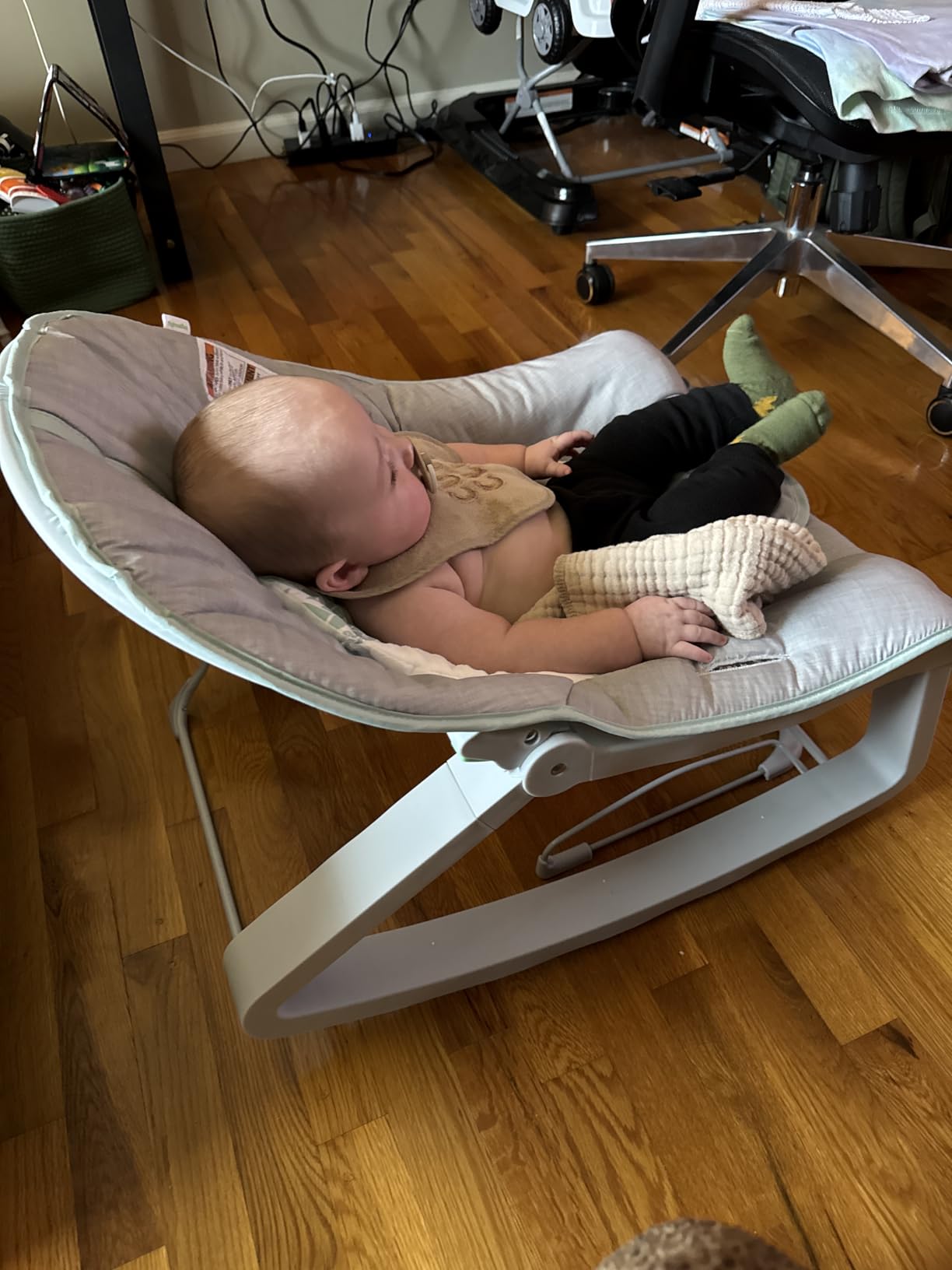 Ingenuity Keep Cozy 3-in-1 Grow with Me Vibrating Baby Bouncer, Seat & Infant to Toddler Rocker, Vibrations & Toy Bar, 0-30 Months Up to 40 lbs (Weaver) customer photo 1