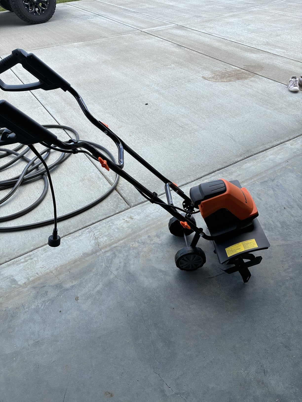 LawnMaster 13.5 Amp 18” Electric Tiller – TE1318M customer photo 1