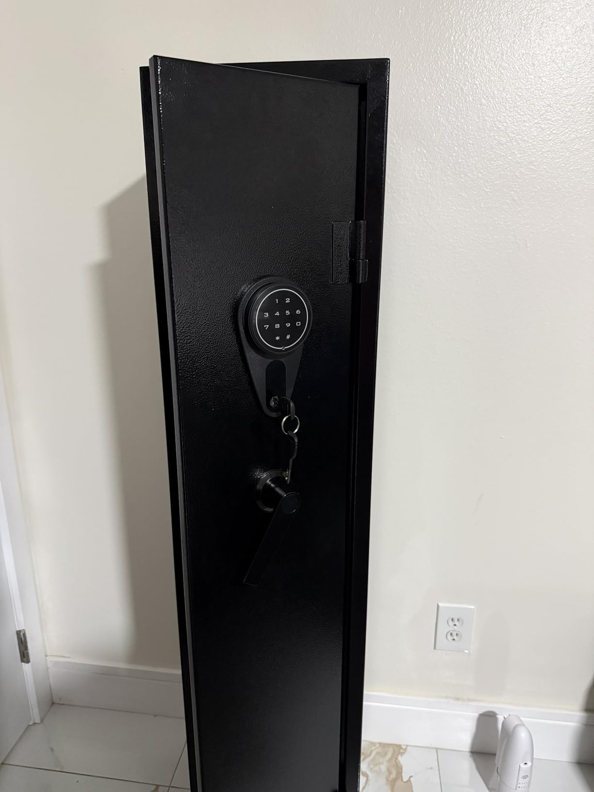 KAER Assembled Gun Safe for Rifles and Pistols with Electronic Lock Steel Gun Cabinet for 3-5 Shotguns 5 Handguns and Ammo Large Rifle Safe for Home Gun Owner with Removable Shelf Gun Rack LED Light customer photo 2