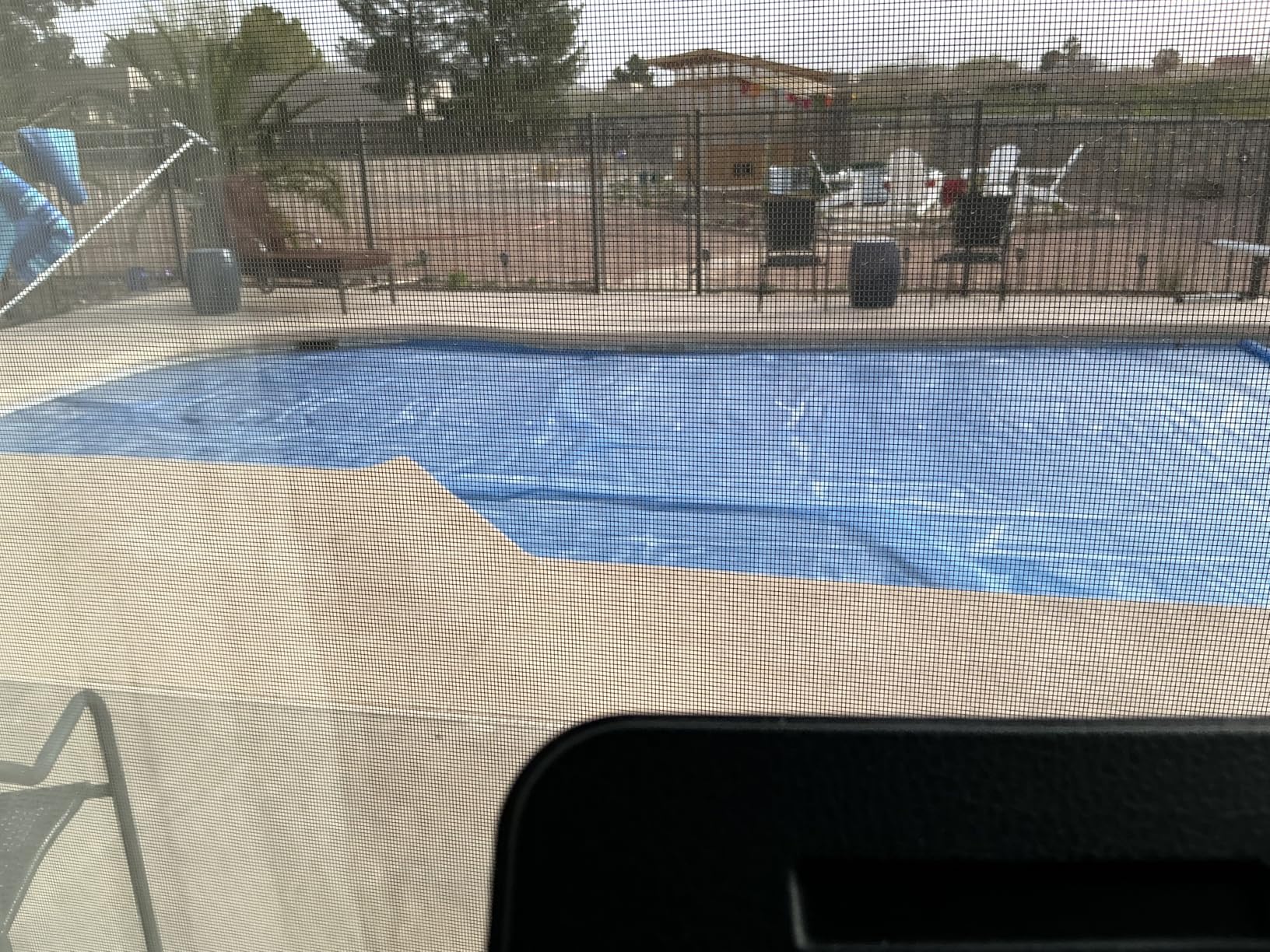 BigXwell Heavy-Duty Solar Pool Cover 16x32ft - 16Mil Blue | Rectangle for Large Inground Pools, Heat-Retaining, Cuts Evaporation 95%, Blocks Leaves & Debris, Easy to Trim to Fit customer photo 2