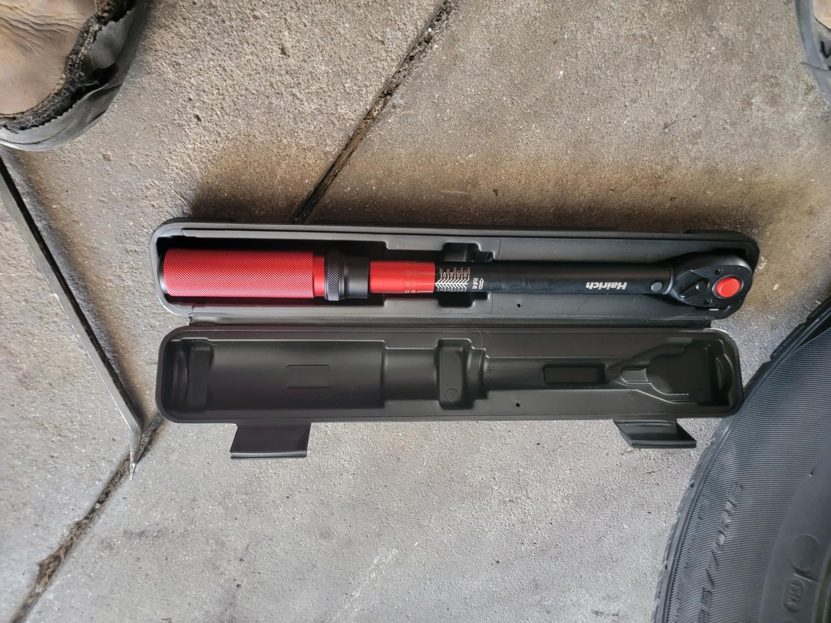 Hairich 1/2 Inch Drive Click Torque Wrench, Dual-direction 10-170.0ft.lb/13.60-230.5Nm, 72-tooth, +/-3% High Precision customer photo 2