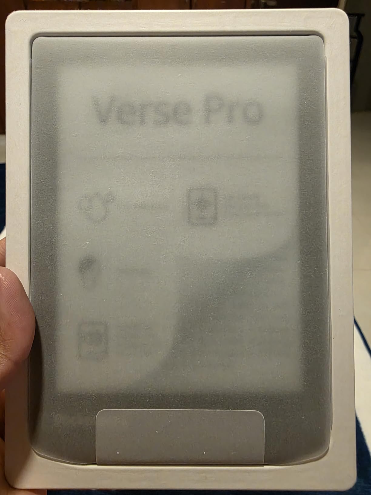 PocketBook Verse Pro E-Reader Waterproof | Eye-Friendly 6'' E-Ink Carta™ HD Touchscreen | Audio-Book & E-Book Reader | Text-to-Speech Function | SMARTlight | 16GB | WiFi & Bluetooth | Azure customer photo 1