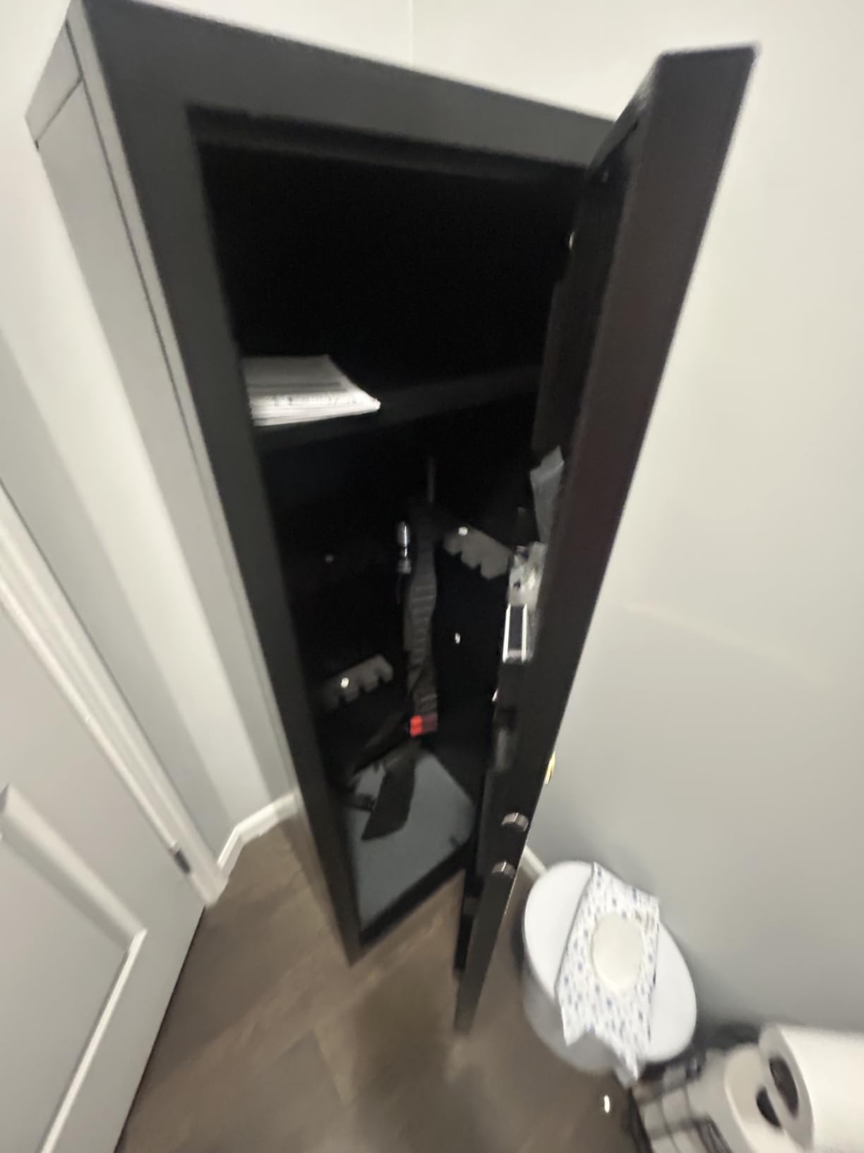 Karini 12-15 Biometric Gun Safe for Rifles and Pistols Fingerprint Rifle Safes for Home Large Gun Cabinet for Rifle with Optics or Shotguns Clearance Gun Safe Long Gun Locker with Removable Shelf customer photo 2