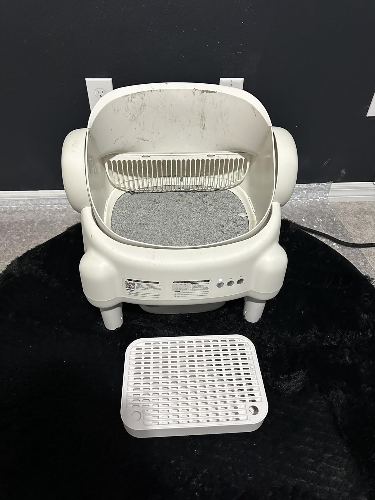 Self Cleaning Litter Box,Open Top Automatic Litter Box with App Control for Multiple Cats, Safety Sensors Protection, Odor Control Includes 2 roll Liners,Large Waste Bin, Cream White customer photo 1
