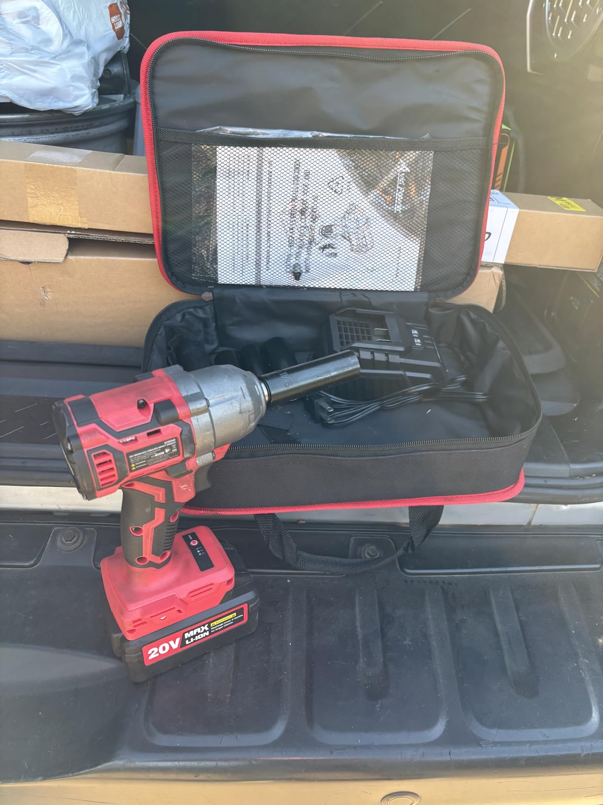 AVID POWER Cordless Impact Wrench Kit 900 Ft-lbs (1200 N.M), 2*4.0 Ah Batteries 20V Brushless High Torque Impact Gun for Car Tire Changes and Lug Nut & Bolts Removal | Fast Charger, Sockets & Tool Bag customer photo 2